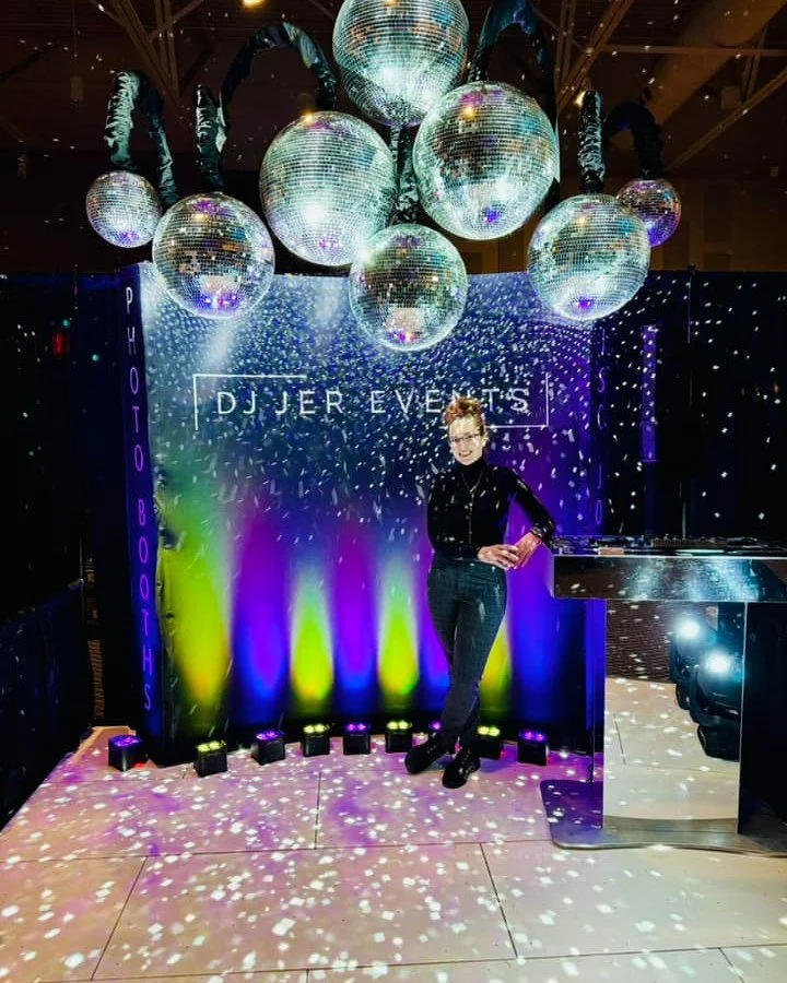 Brides 👰🏼&zwj;♀️&hellip; Come visit with Sioux Empire Travel and visit with over 200+ booths to discuss your wedding at the LARGEST, MOST ATTENDED and #1 Sioux Falls bridal show at the  Sioux Empire Wedding Showcase on Sunday, November 30th from 12