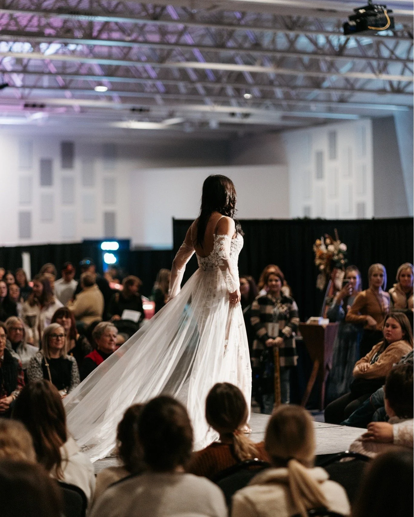Brides 👰🏼&zwj;♀️&hellip; Come visit with @elliestonebride team and watch them rock the runway fashion show and visit with over 200+ booths to discuss your wedding at the LARGEST, MOST ATTENDED and #1 Sioux Falls bridal show at the  Sioux Empire Wed
