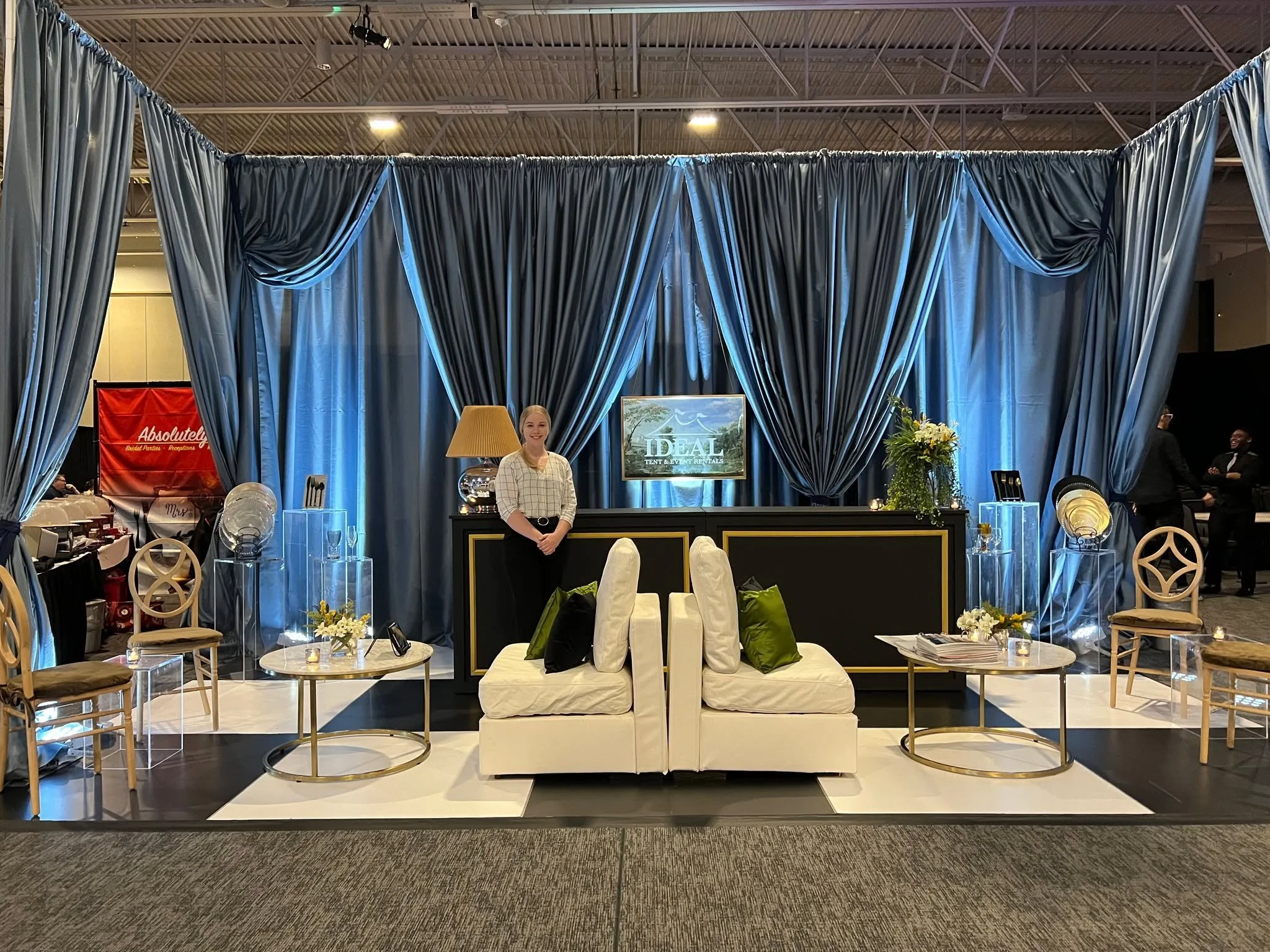 Brides 👰🏼&zwj;♀️&hellip; Come visit with @idealtentandeventrentals and visit with over 200+ booths to discuss your wedding at the LARGEST, MOST ATTENDED and #1 Sioux Falls bridal show at the  Sioux Empire Wedding Showcase on Sunday, February 22nd f