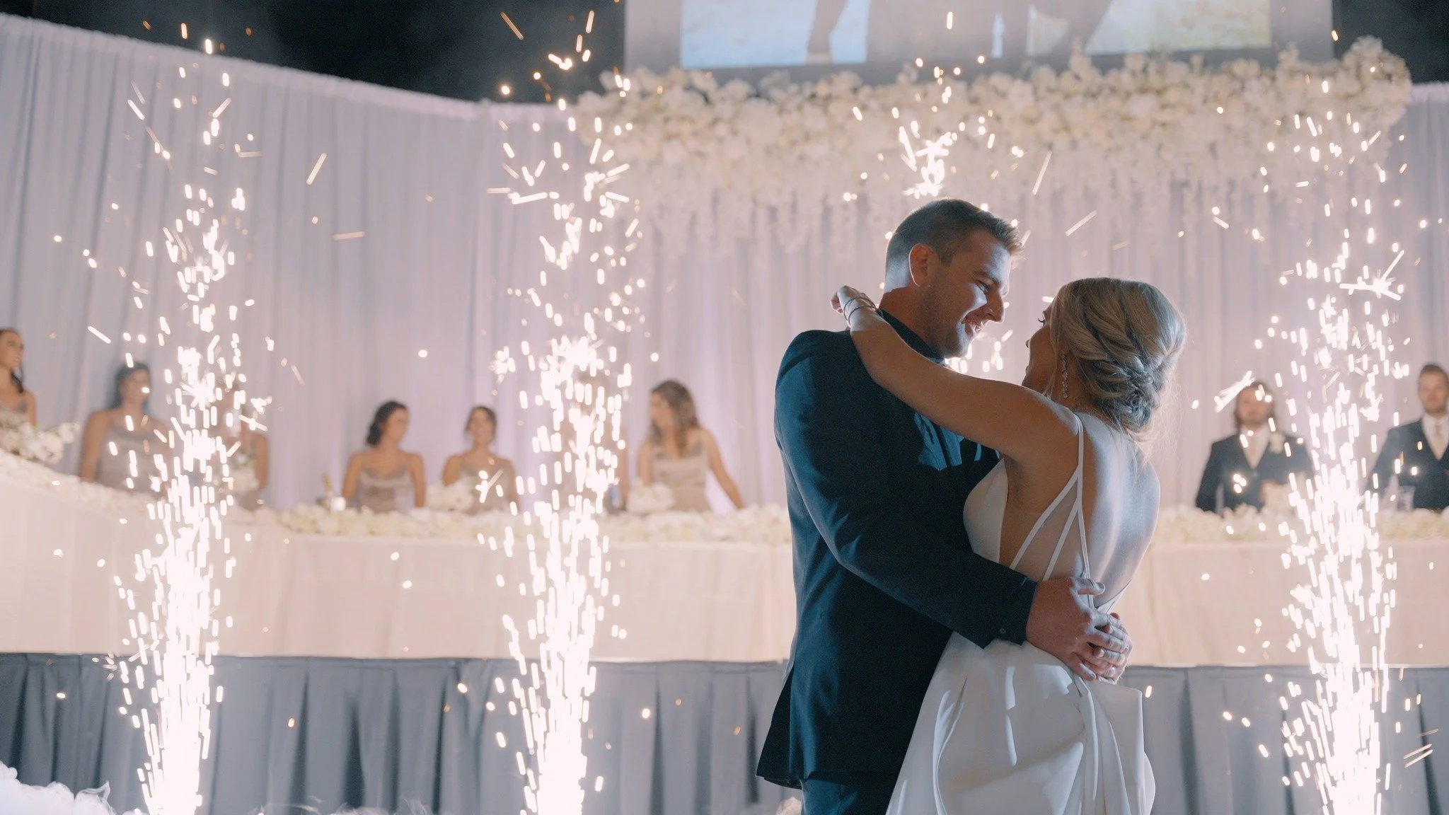 Brides 👰🏼&zwj;♀️&hellip; Come visit with @pinnacleprodj and visit with over 200+ booths to discuss your wedding at the LARGEST, MOST ATTENDED and #1 Sioux Falls bridal show at the  Sioux Empire Wedding Showcase on Sunday, February 22nd from 12-3pm 