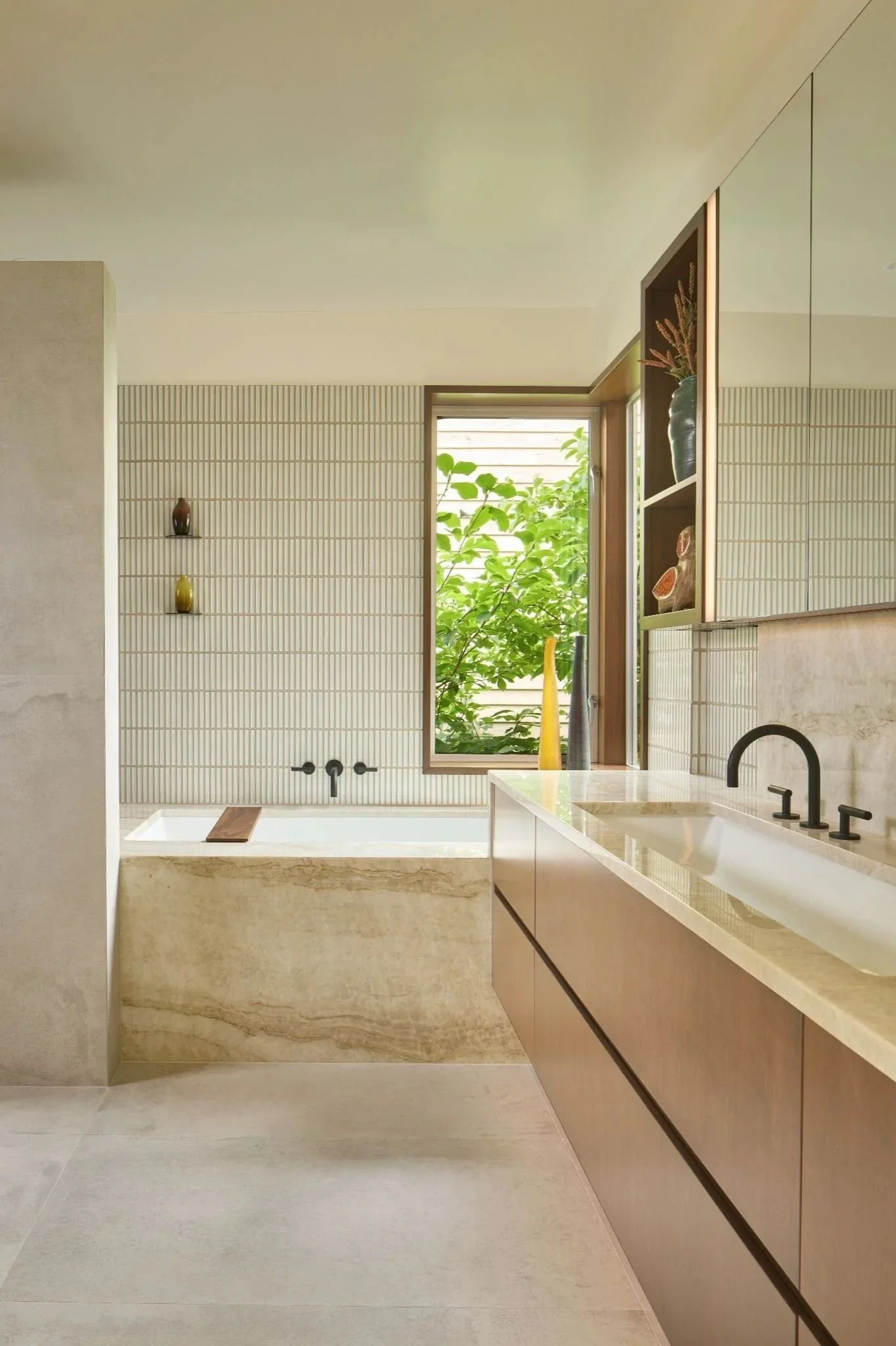 d_Magnolia_Bath_4%281%29.jpg