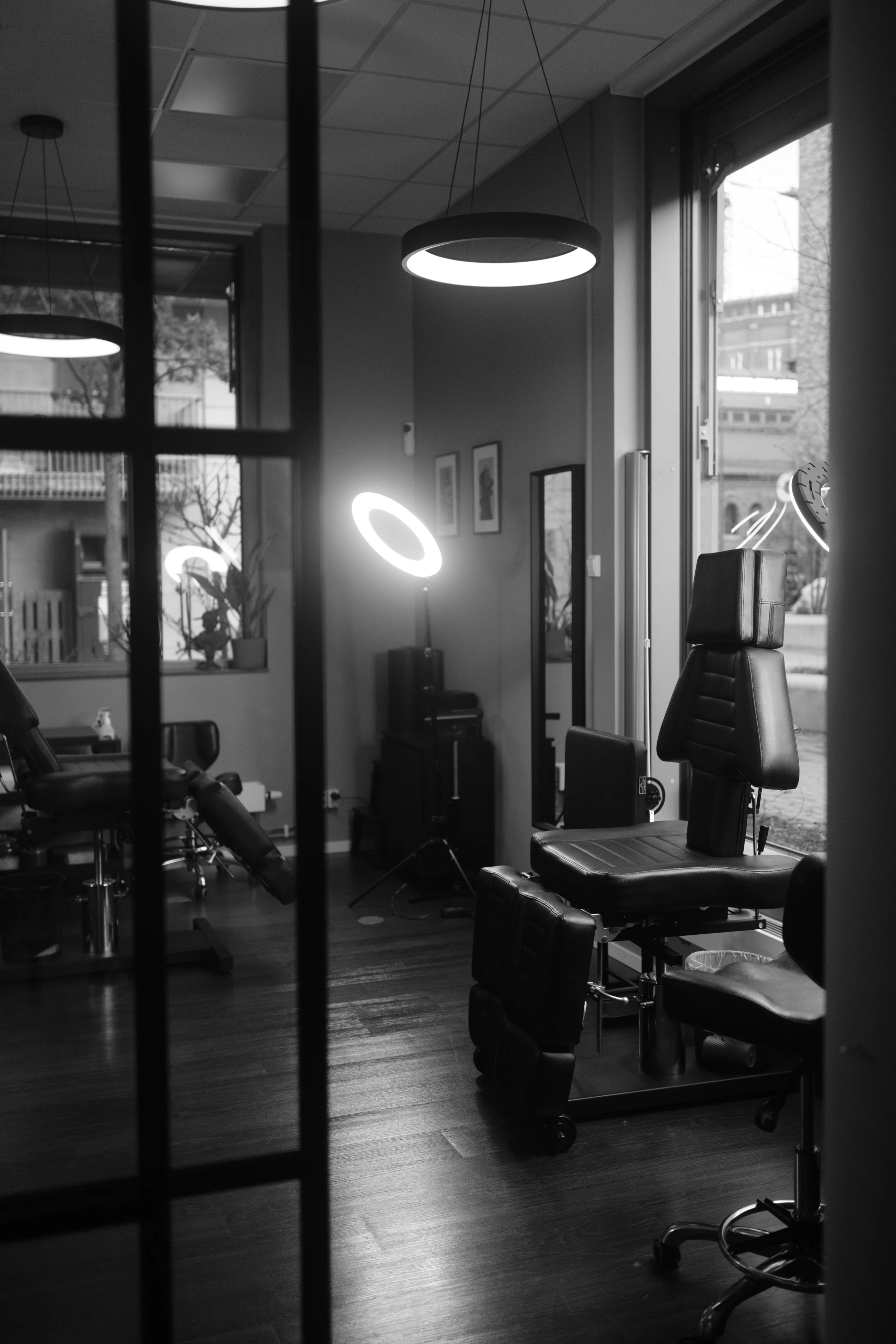 Tattoo studio chair, cleo giedz working space