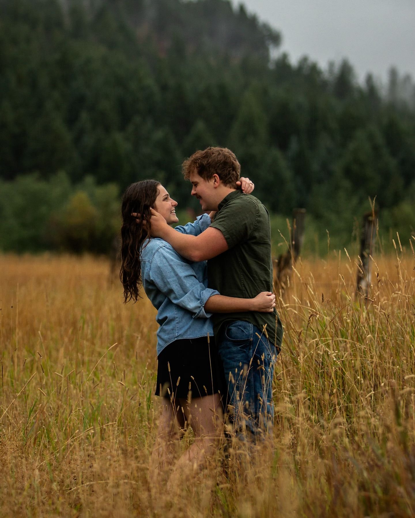 Such an amazing session with Erica and Nolan taking their engagement photos! Couldn&rsquo;t be more excited for these two and next August! 💞 

#engagamentphotos #couplesphotography #photography #montana #bozeman #photographer #engagament
