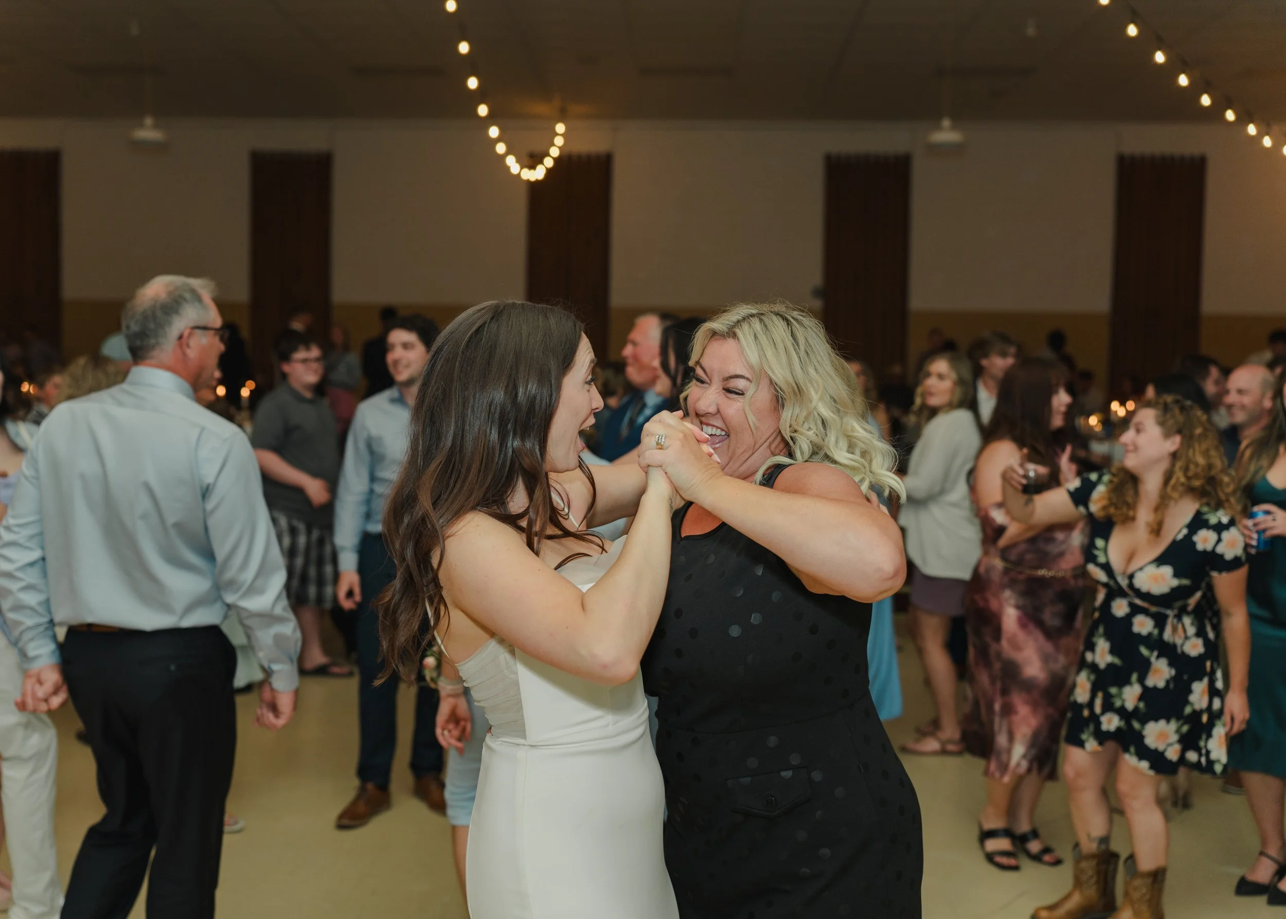 Landon+Katy_Wedding-670.jpg