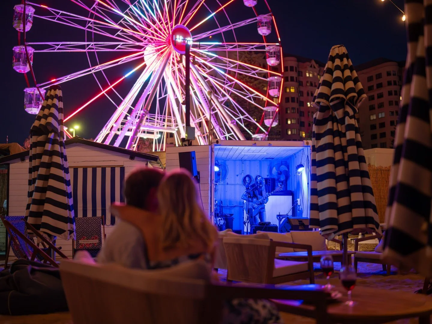 A Valentine&rsquo;s worth staying for 💘

Share a meal, a couple of drinks, and enjoy the sunset together 💕

Live music | DJ from 5pm | Acoustics from 7pm