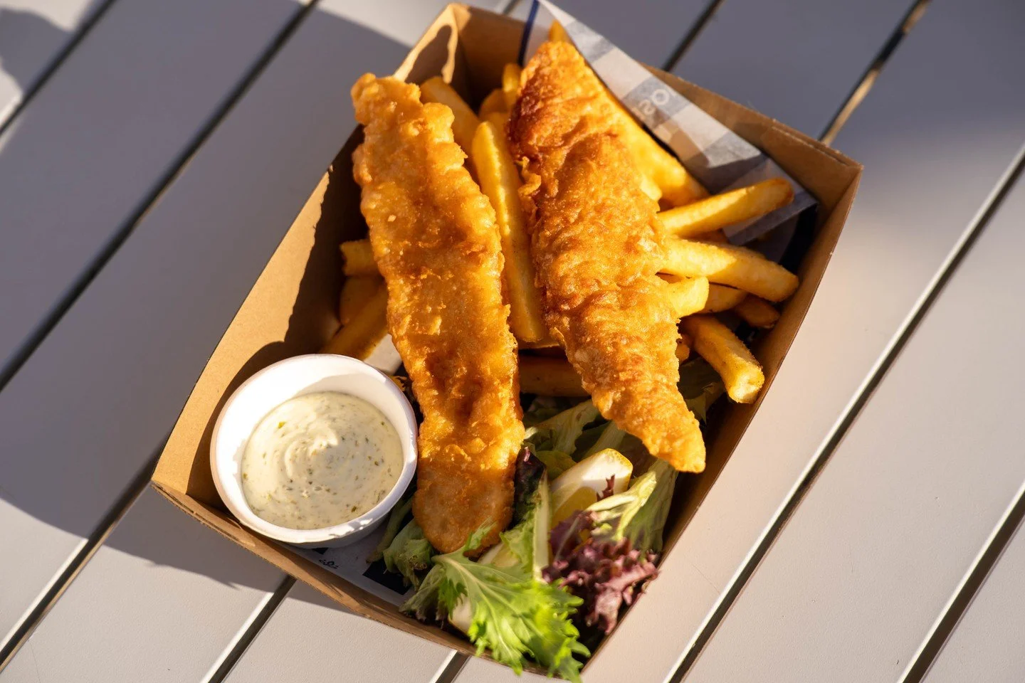 Fresh, golden and straight in your belly 😋 

link in bio to book