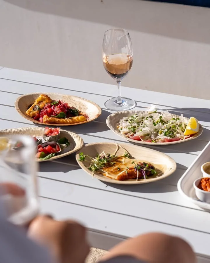 Only four days left to enjoy these Beach Club flavours 🌴

Grab your favourite beachside bites before the season wraps up!