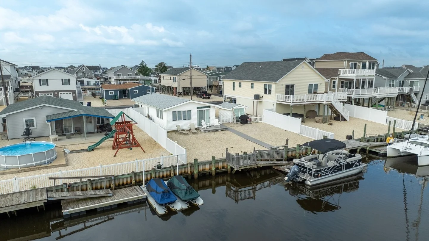 This is the kind of place that changes how you spend your days.

Morning coffee hits different when the water&rsquo;s right there.
Windows stay open longer. Nights slow down a little.

Some homes you visit&hellip;
this one you settle into.

📍Little 