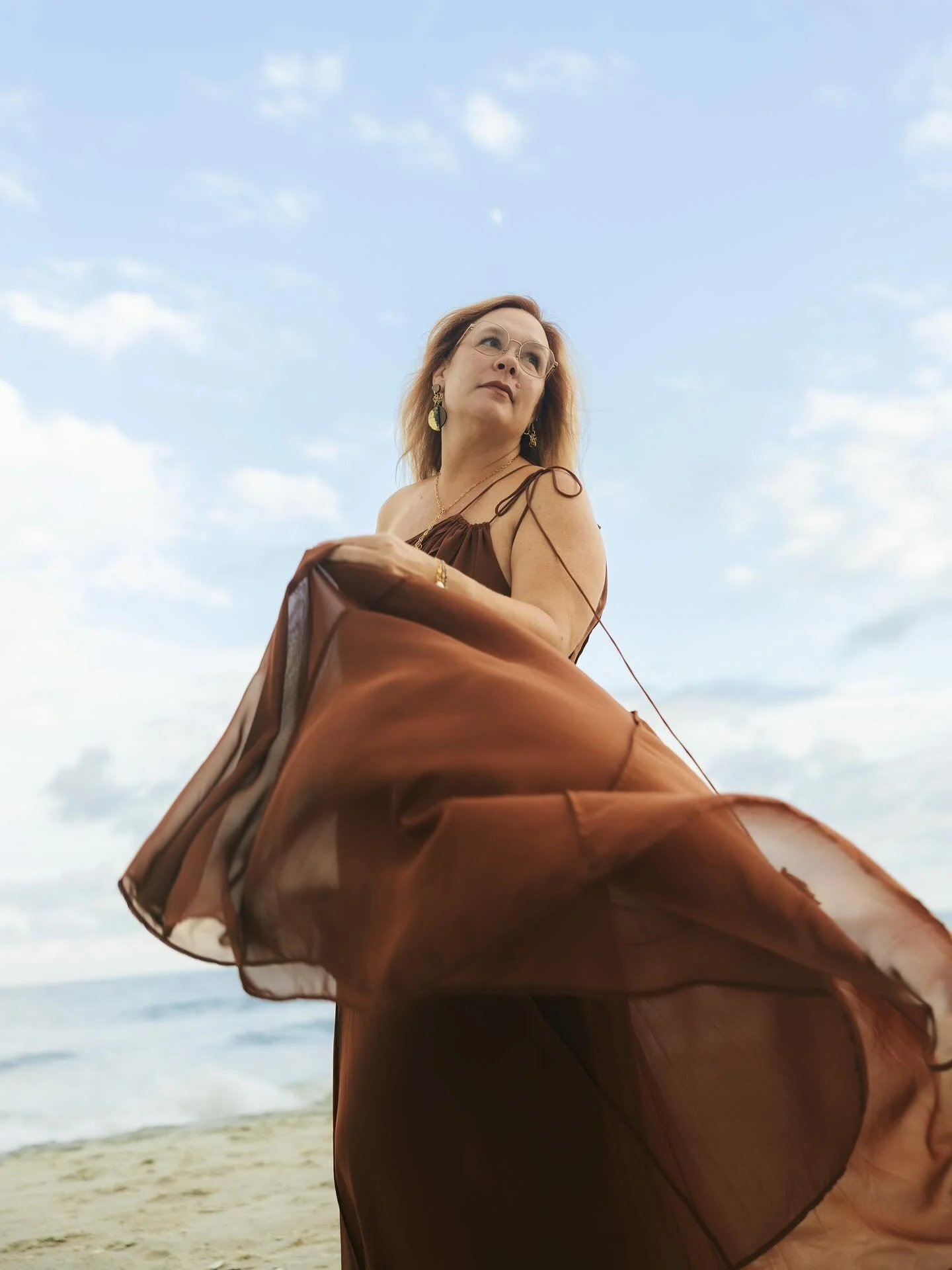 When Jen brought out this dress during her branding session, I knew I was going to be obsessed 🙂&zwj;↕️ Check out @mcrae.designnc for handmade, one of a kind, pieces 🫶

.
.
.
#myrtlebeach #myrtlebeachphotographer #southcarolina #southcarolinaphotog
