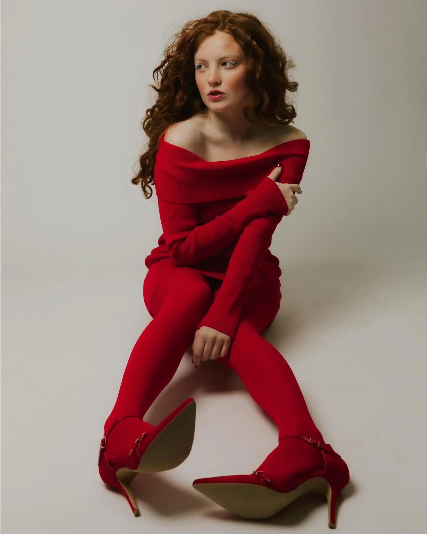 Red for the holidays? Groundbreaking. Nothing better than seeing my vision come to life even better than I imagined 🥹 Big thank you to my friend, @eleachateauphotography , for your creative mind &amp; lighting magic!  Always a blast collaborating wi