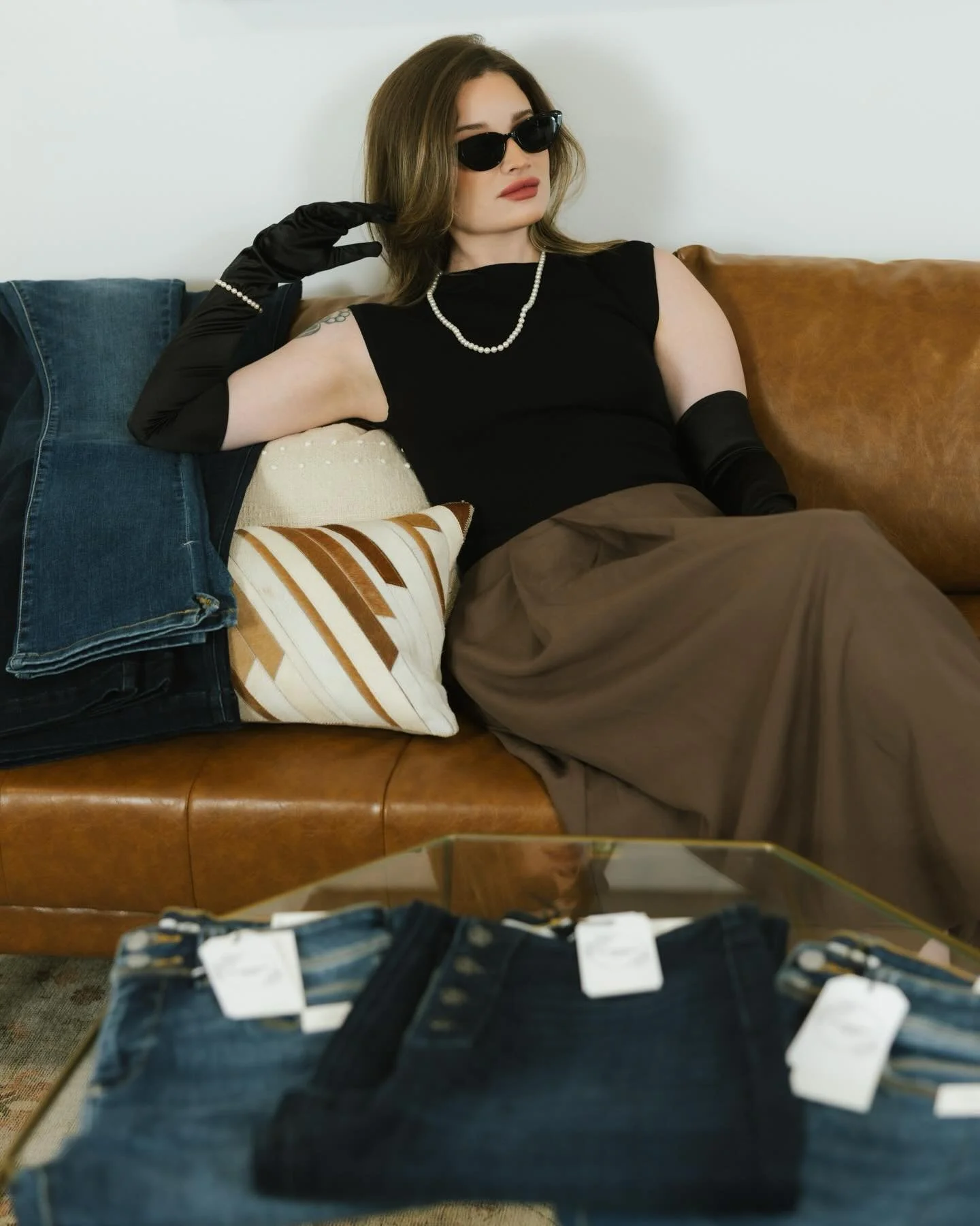 Clean &amp; timeless vibes for @statementstudiomb &lsquo;s branding session 🤍👖Go check out this mother-daughter duo&rsquo;s newly launched clothing business!!

.
.
.
#myrtlebeach #myrtlebeachphotographer #southcarolina #southcarolinaphotographer  #