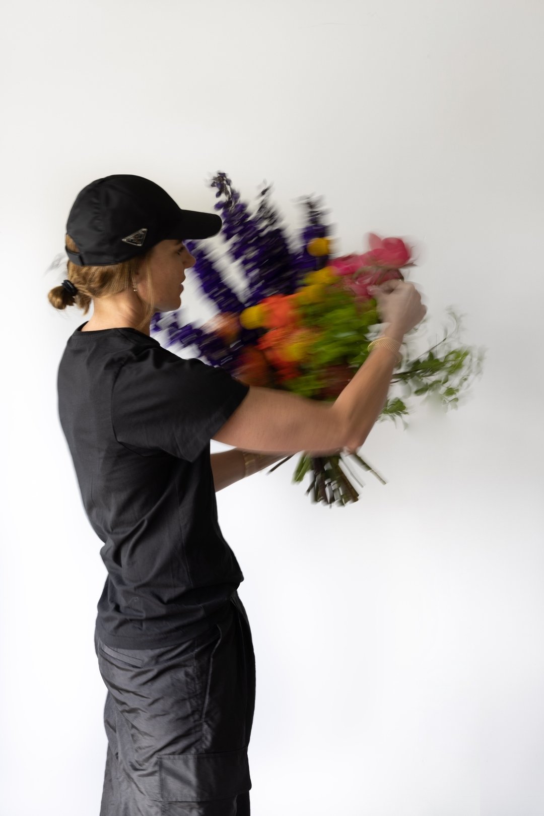 Mother&rsquo;s Day preorder is now available online. 
.
https://www.sniffflowers.com/
.
Weekly bouquets will be back up and running again from May after we finish off our last couple of weddings for the season.