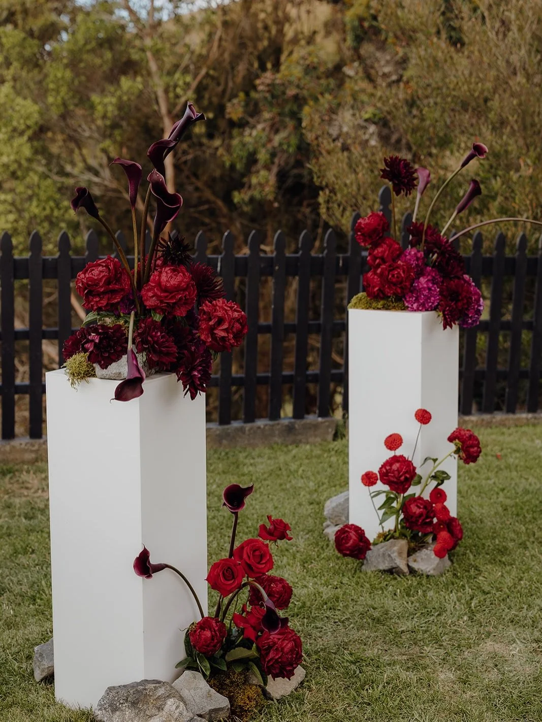 Rich tones &amp; Bold flowers ~ For couples who want their wedding to feel considered, elevated and a little unexpected. 

We take on a limited number of weddings each season. 2027 bookings now open - Enquire through our website 

https://www.snifffl