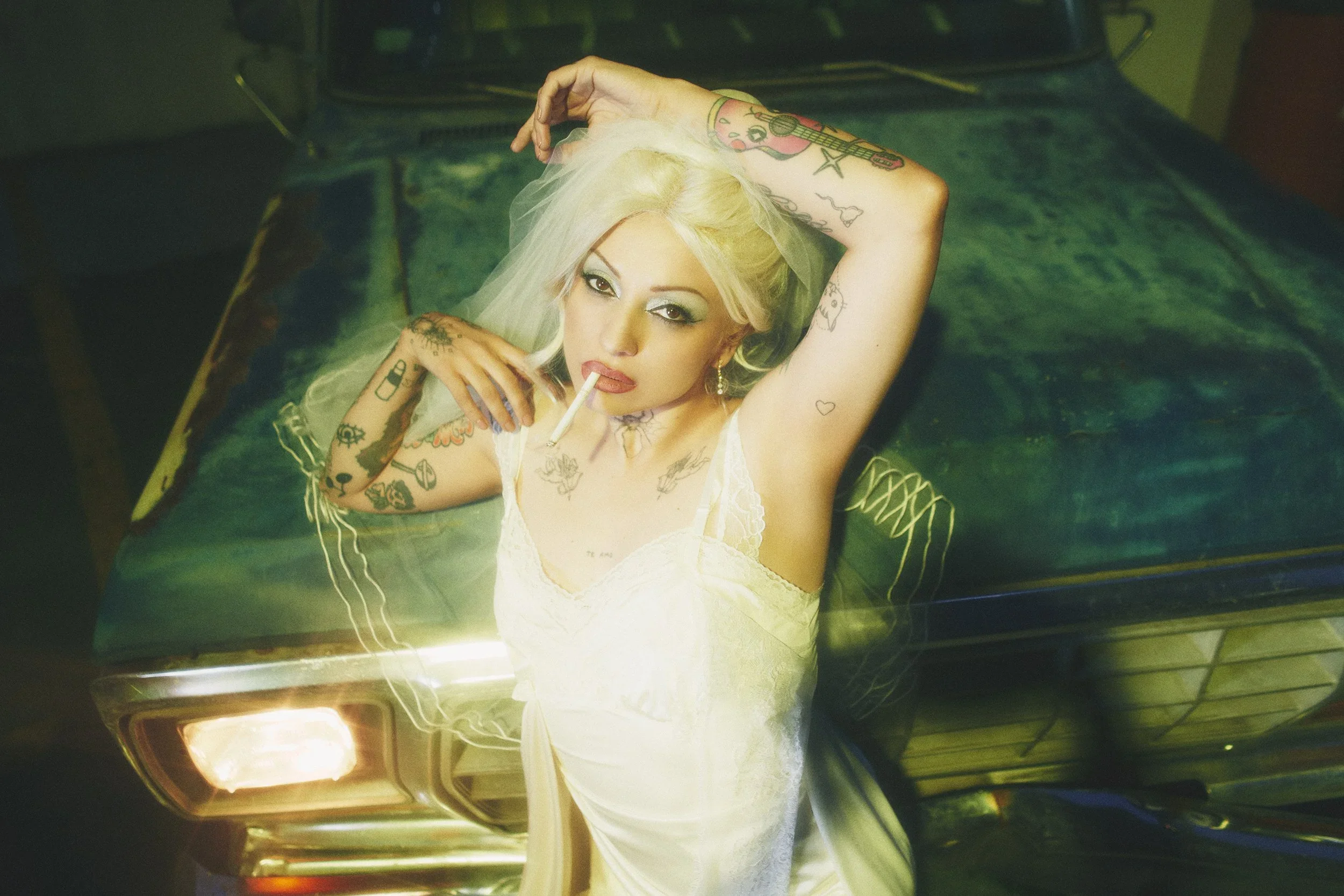 17+-+Mon+Laferte+-+2365+-+Neil+Krug+-+Low+Res.jpg.webp