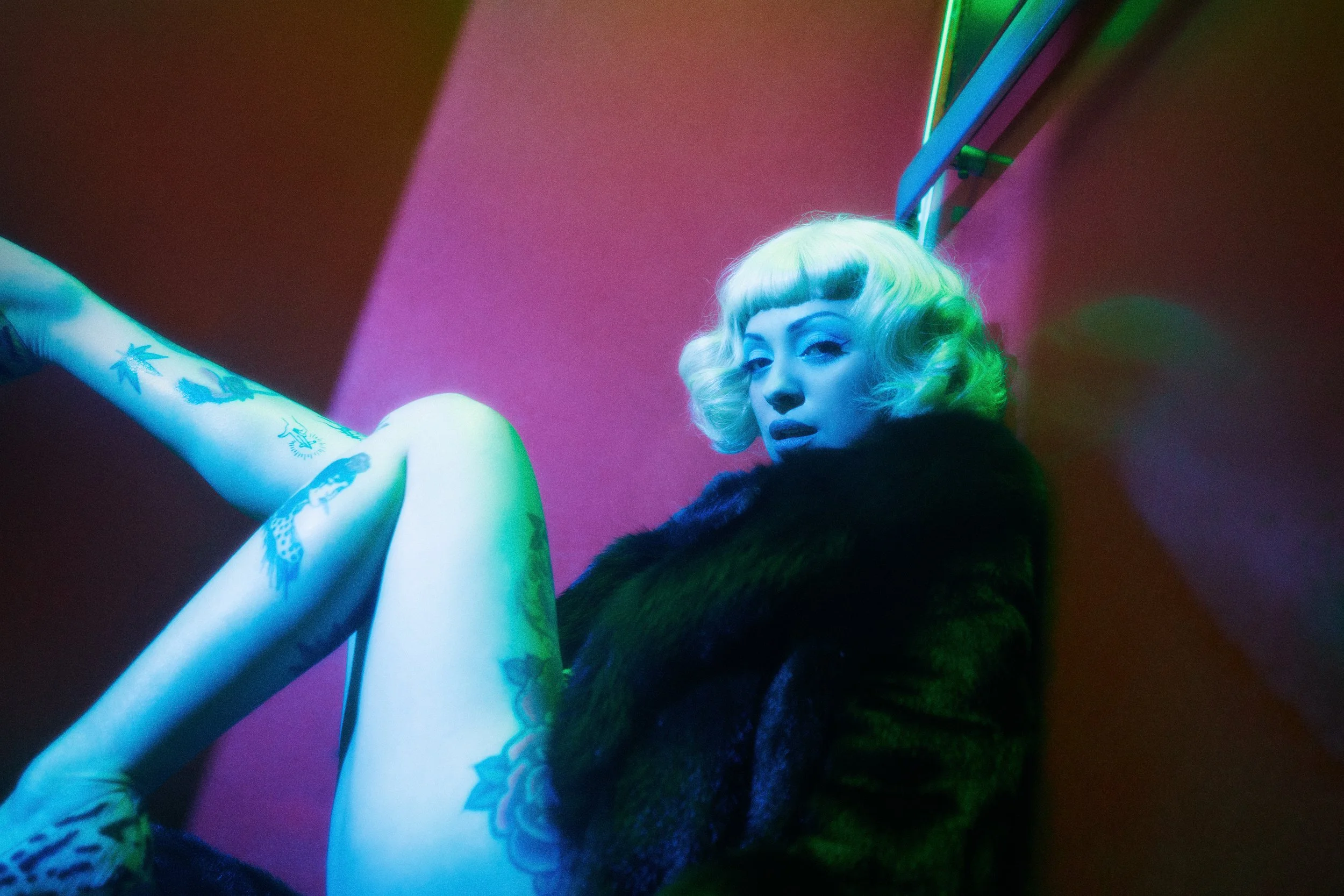 6 - Mon Laferte - Femme Fatale - Neil Krug.jpg