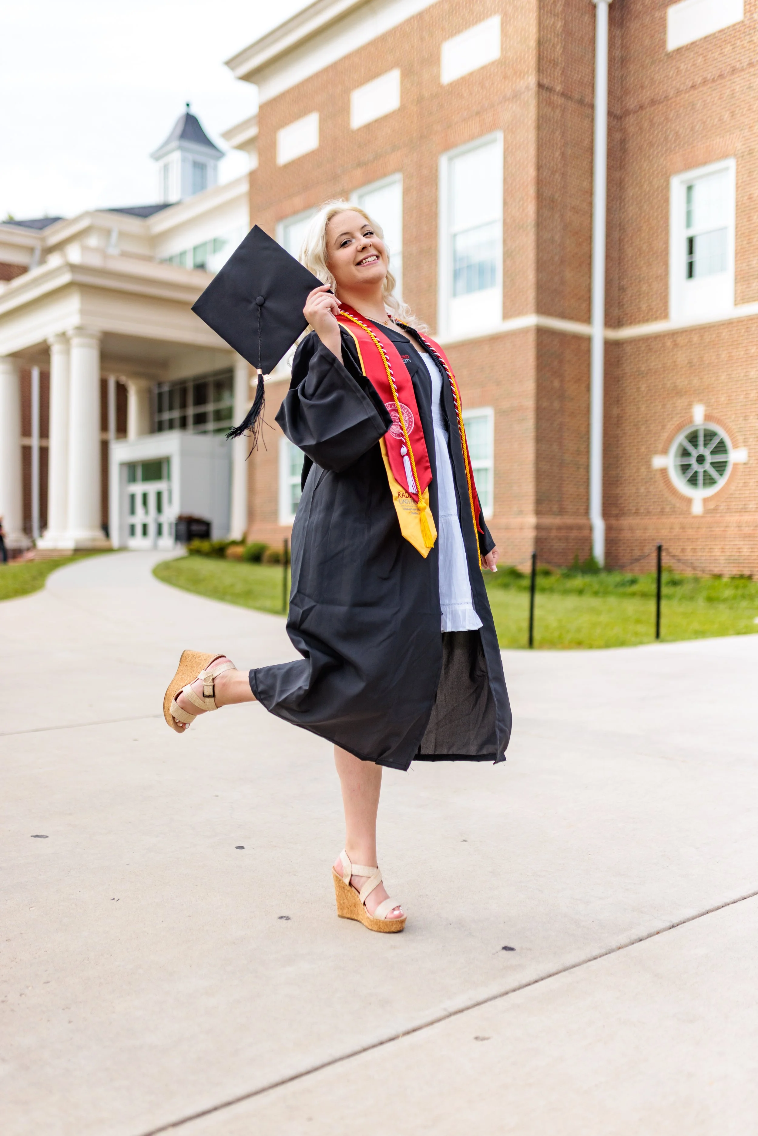 Alyson Carneal Graduation Web_20230429_011.jpg