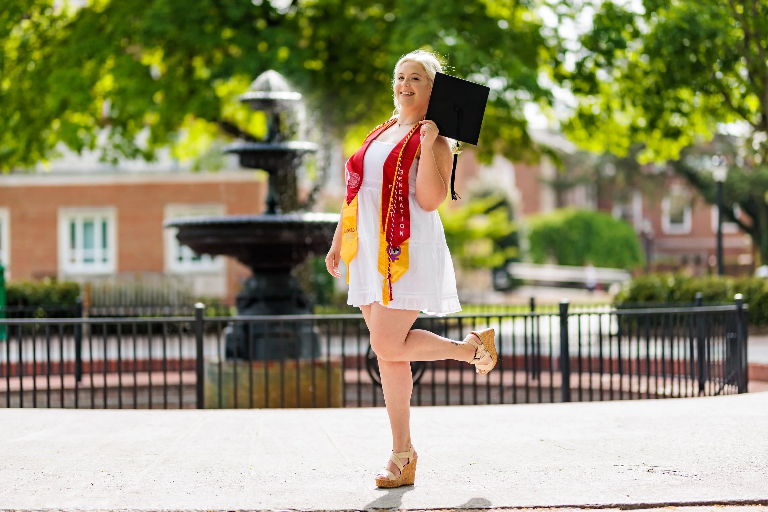 Alyson Carneal Graduation Web_20230429_009.jpg