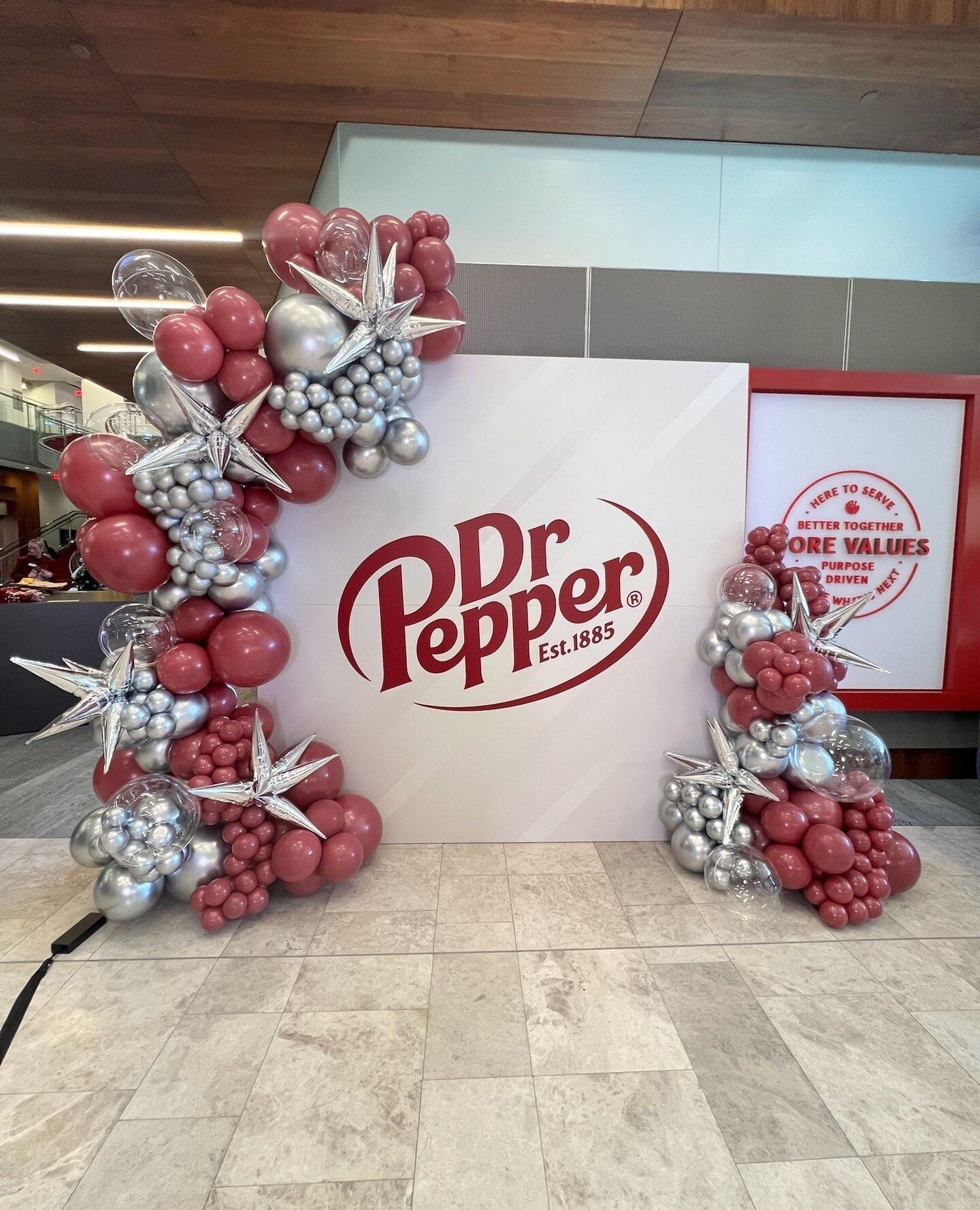 Dr. Pepper appreciation for the Chick-fil-a headquarters! Every brand deserves to be celebrated and we're here to create a beautiful and custom photo op! 📸⁠
⁠
#DrPepperParty #CelebrateGoodTimes #FizzOholic #chickfila #drpepper #photobooth #backdrop 