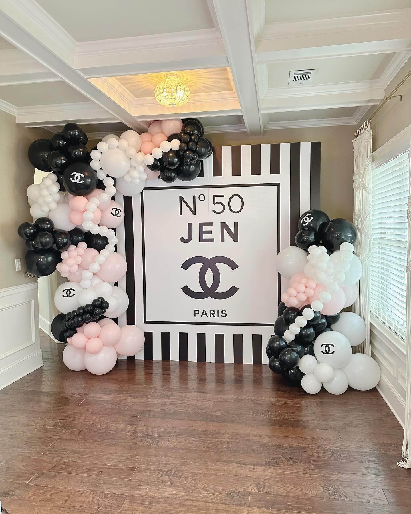 &ldquo;You can be gorgeous at thirty, charming at forty, and irresistible for the rest of your life.&rdquo;

- Coco Chanel

#cocochanel #birthday #partyideas #balloondecor #balloongarland #balloonbackdrop #50th #eventplanner #atleventplanner #atleven