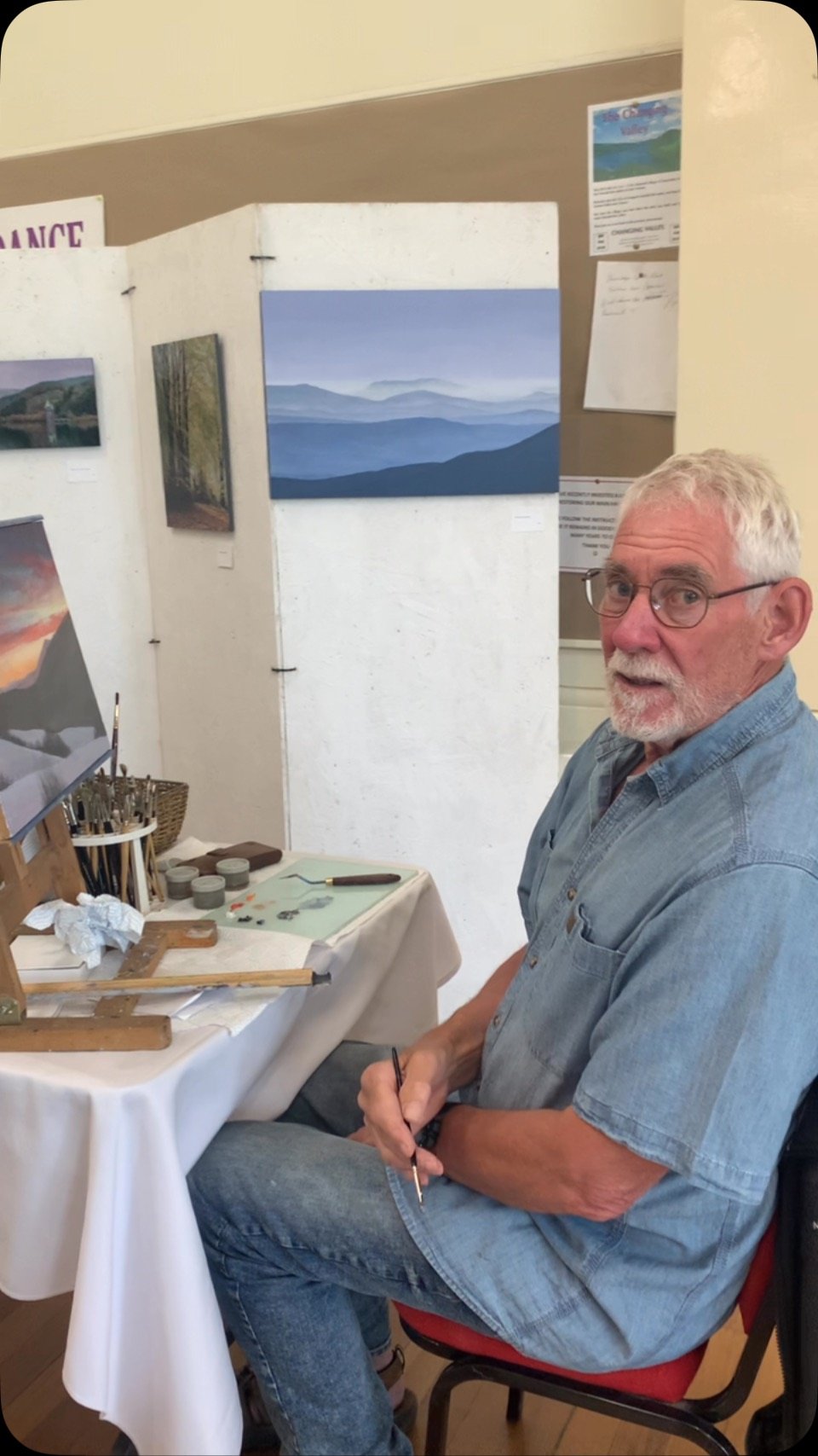 Live painting from Robert Kirby @llanwddynevents&communitygroup