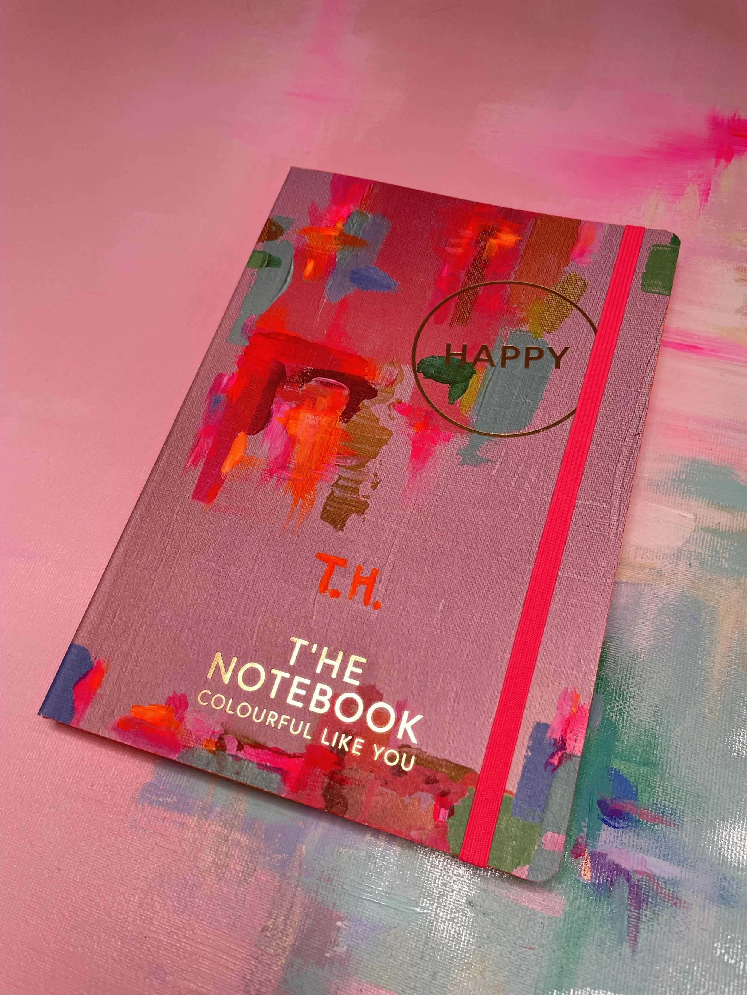 Tina_Heller_notebook_MITInitialen_.jpg