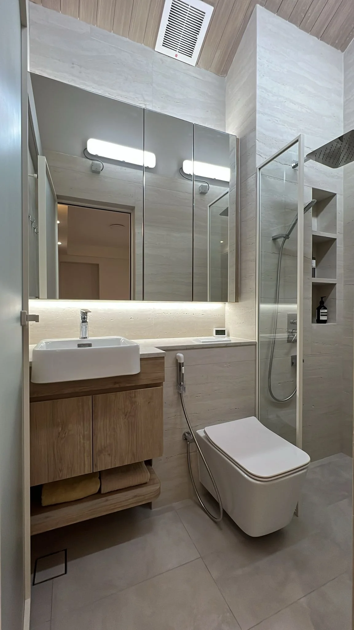 WhatsApp Image 2025-04-11 at 10.17.26.jpeg