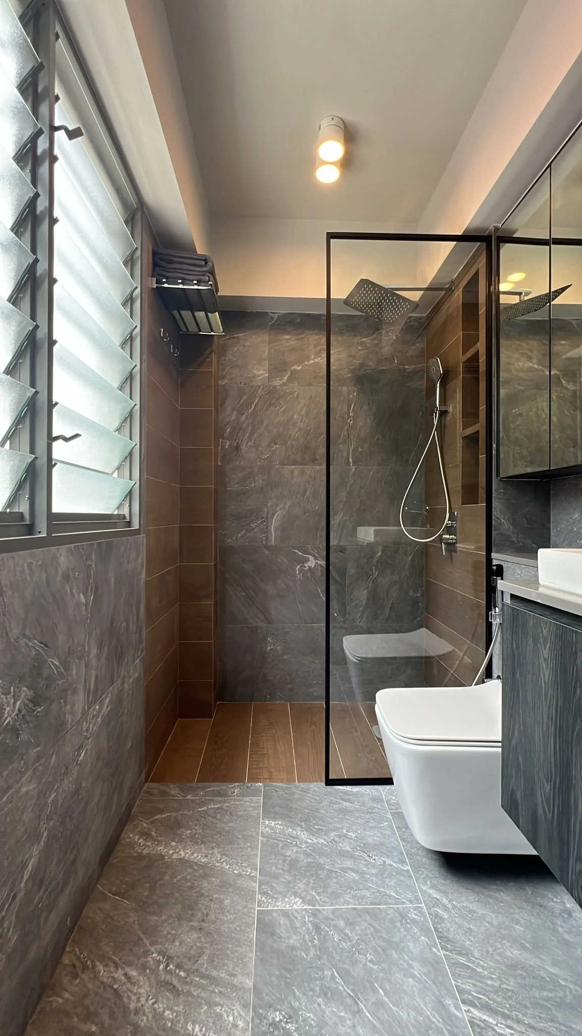 WhatsApp Image 2025-04-11 at 12.41.29.jpeg