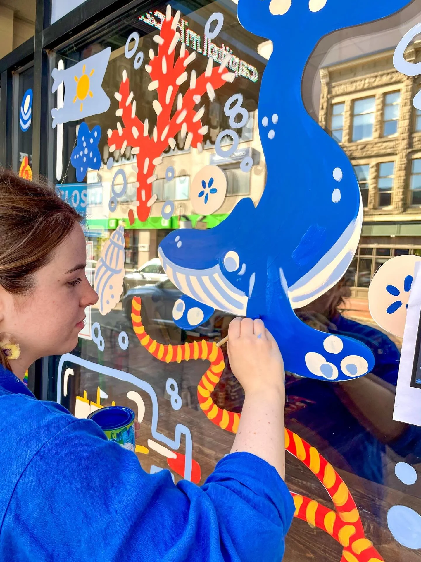 Feeling absolutely exhausted today but also feeling so grateful to @good.day.gifts for letting me paint their Main Street Moncton windows. 

Very excited to have some of my artwork downtown for the summer! 

💙🐋🦞

#localart #shoplocal #supportlocal