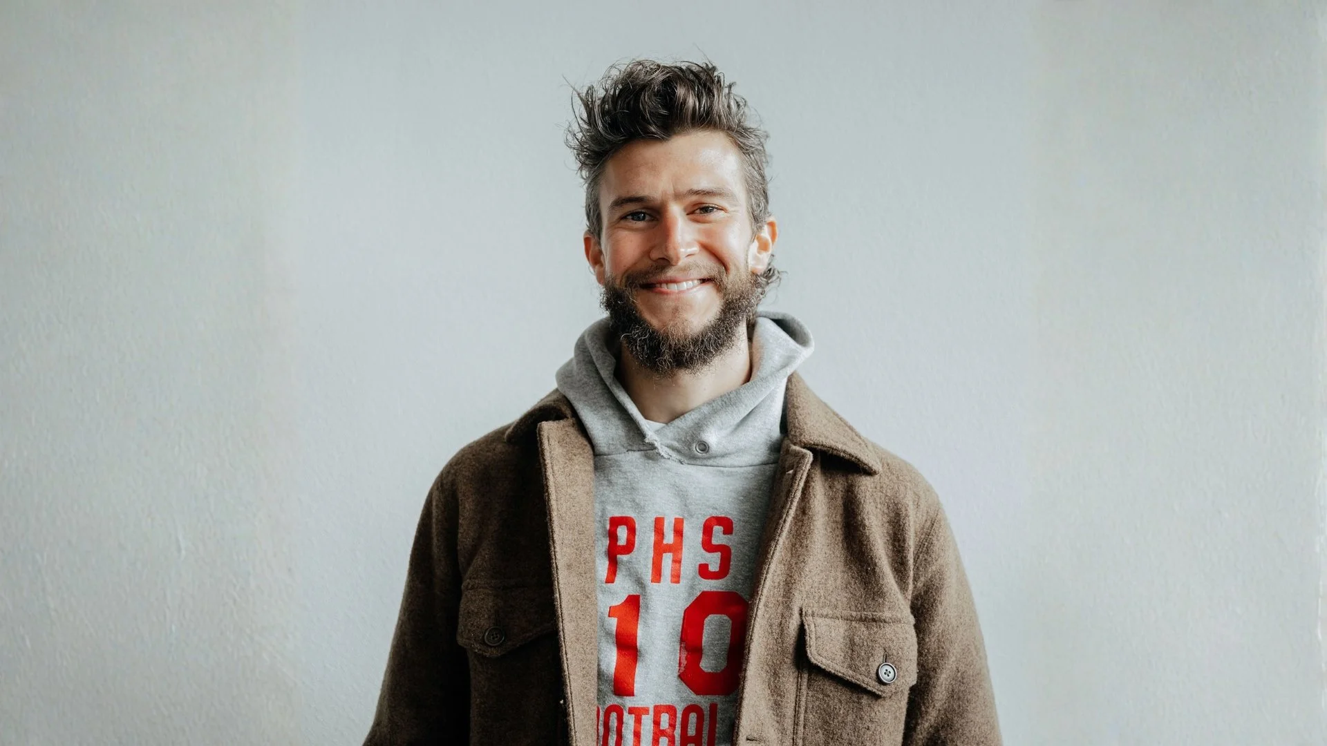 The Familiar Stranger