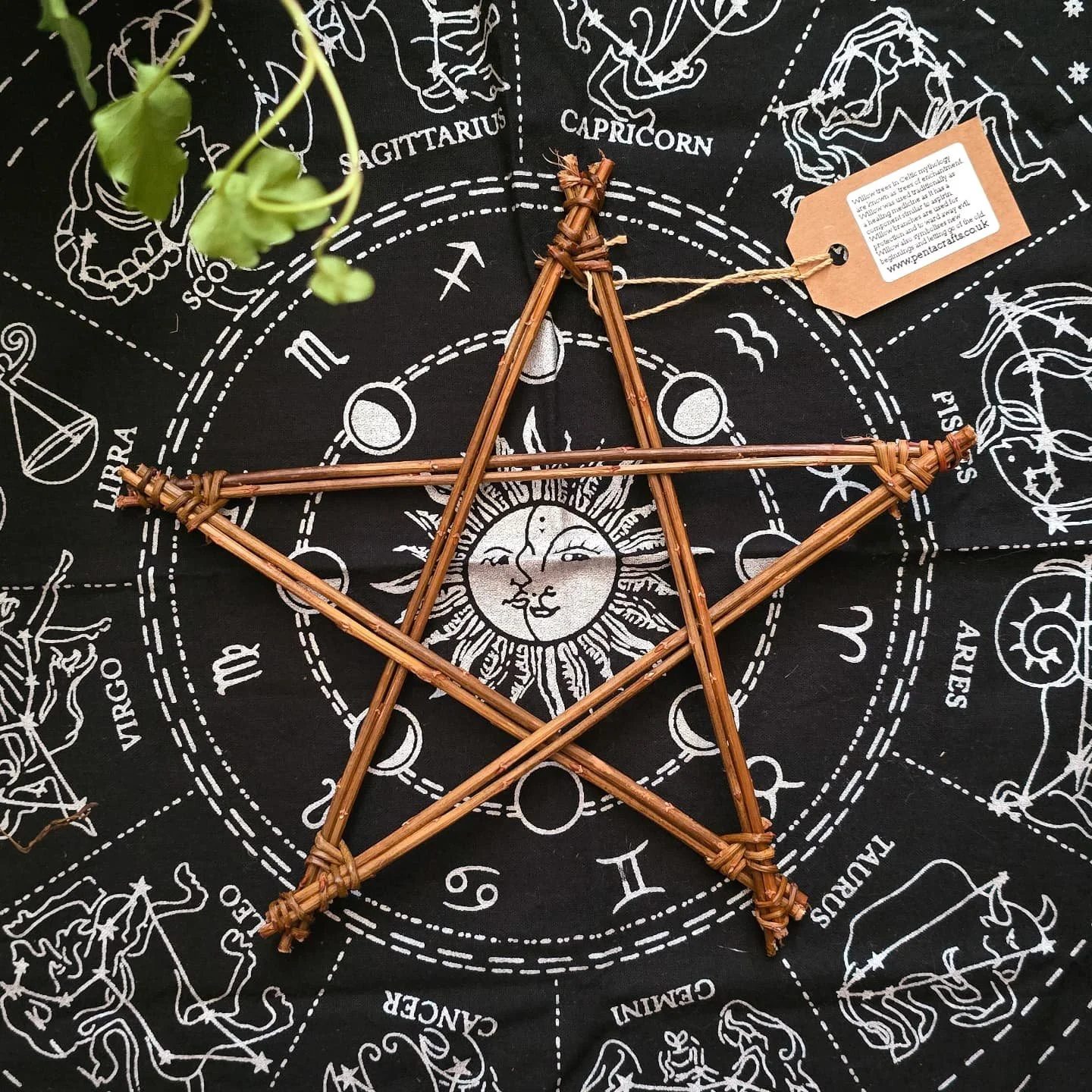 BRAND NEW! Went to a willow weaving class the other week and have started making these willow pentagrams! A perfect addition to any witches altar, or just a lovely decoration piece.
Will be available at my online store soon!
#willow #weaving #pentag