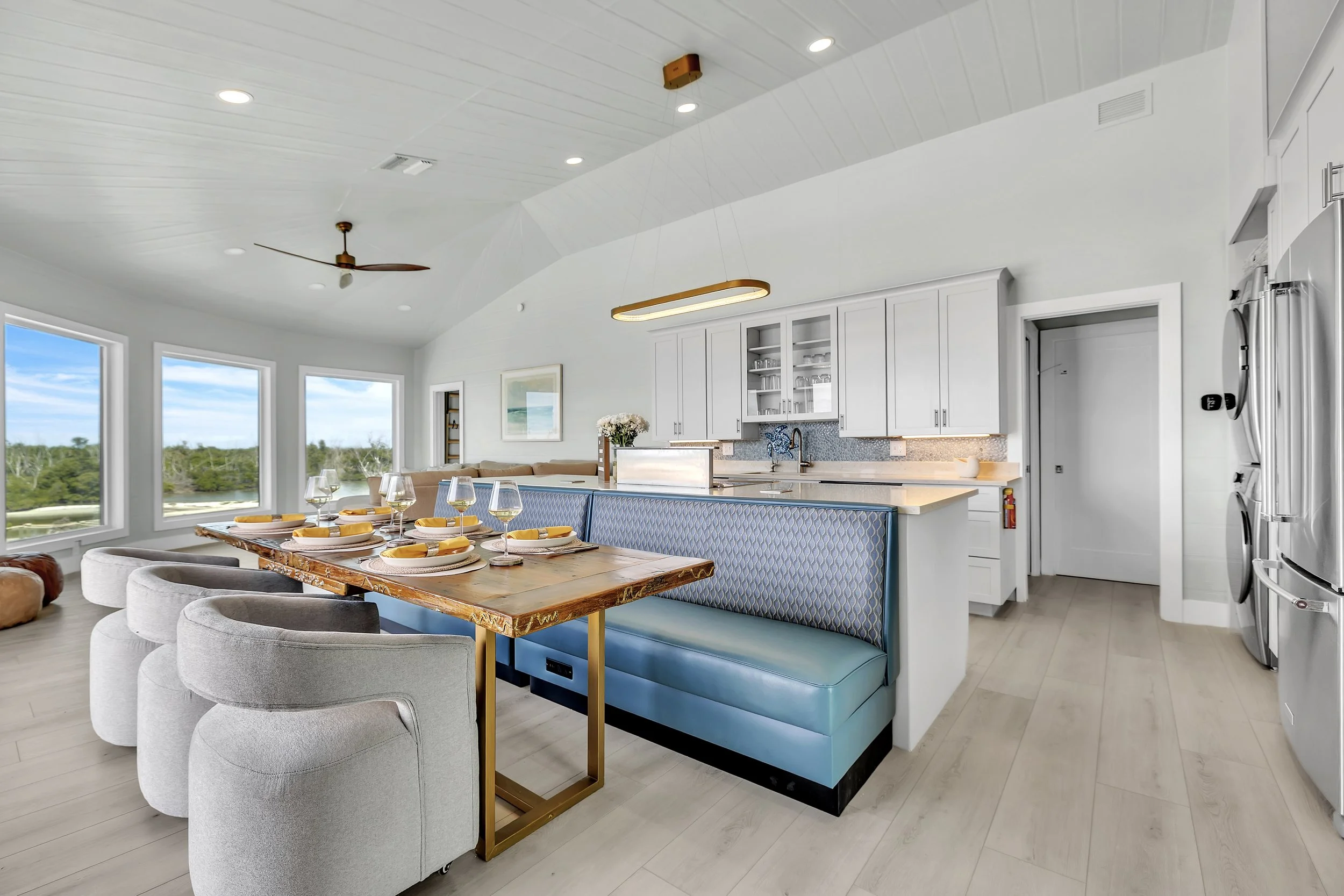 Copy of 028-Photo 28.jpg