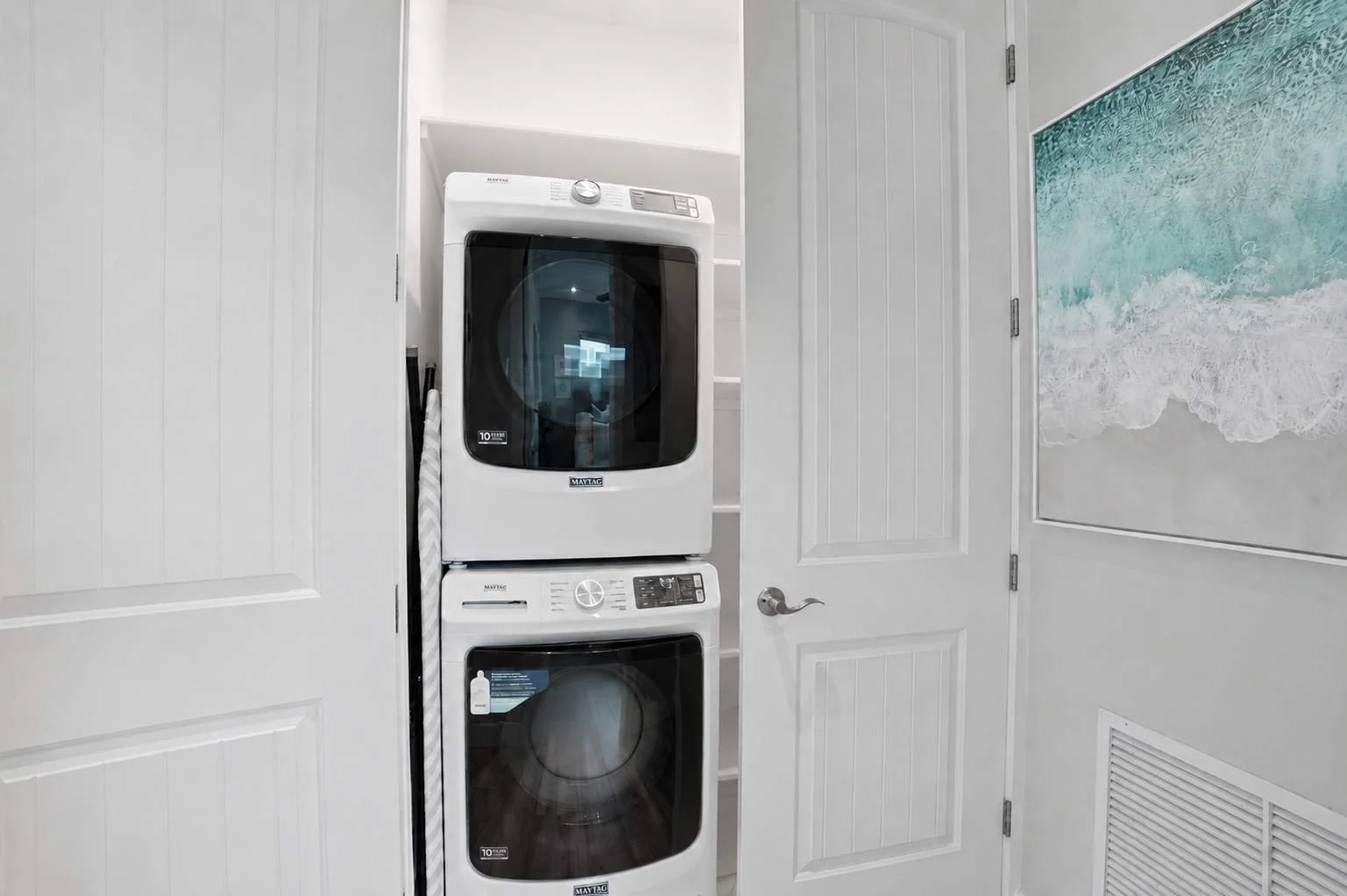 ndv2bpkszefne229tabq.jpg