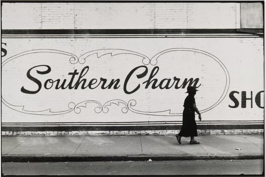 SOLD - Elliot Erwitt, Alabama Southern Charm