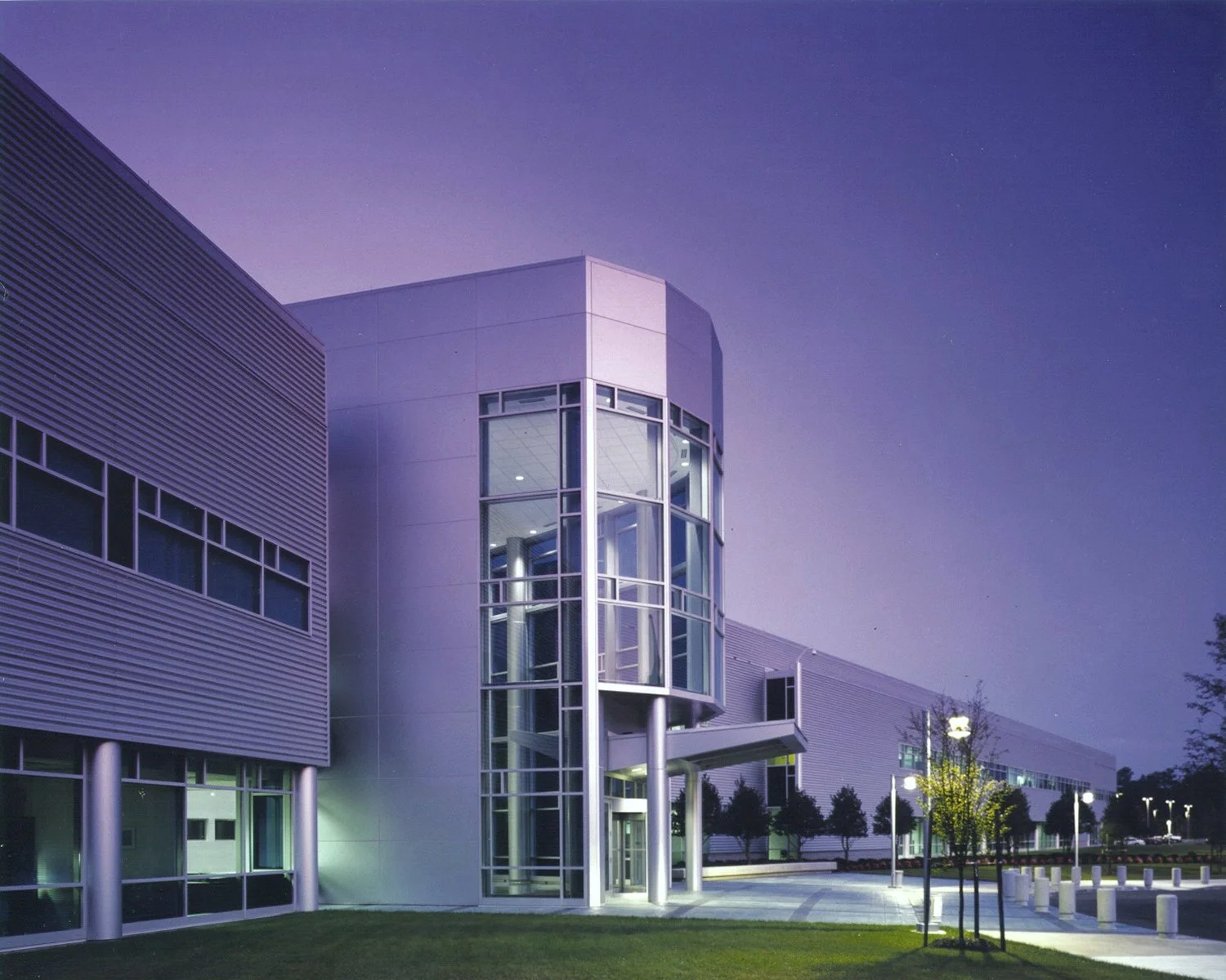 white_oak_semiconductor_01.jpg