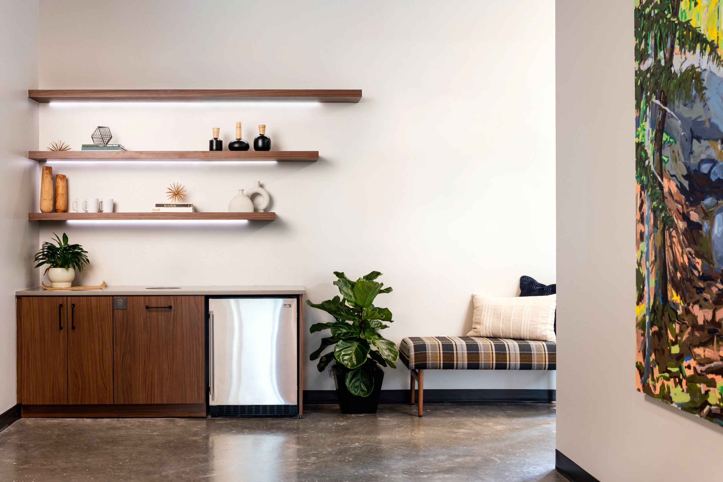 Richmond architecture and interior design firm SMBW's design for an Investment Bank firm.