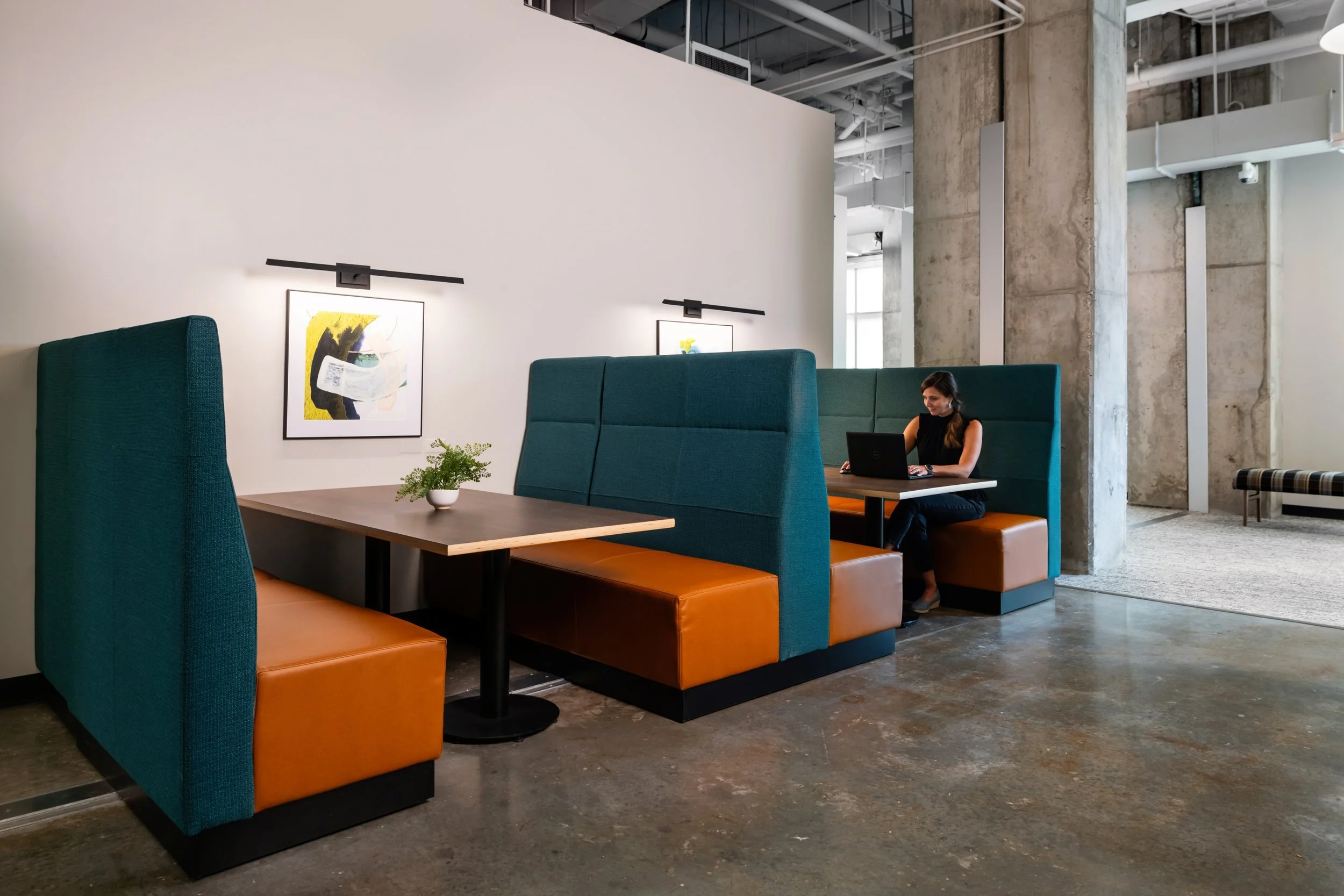 Richmond architecture and interior design firm SMBW's design for an Investment Bank firm.