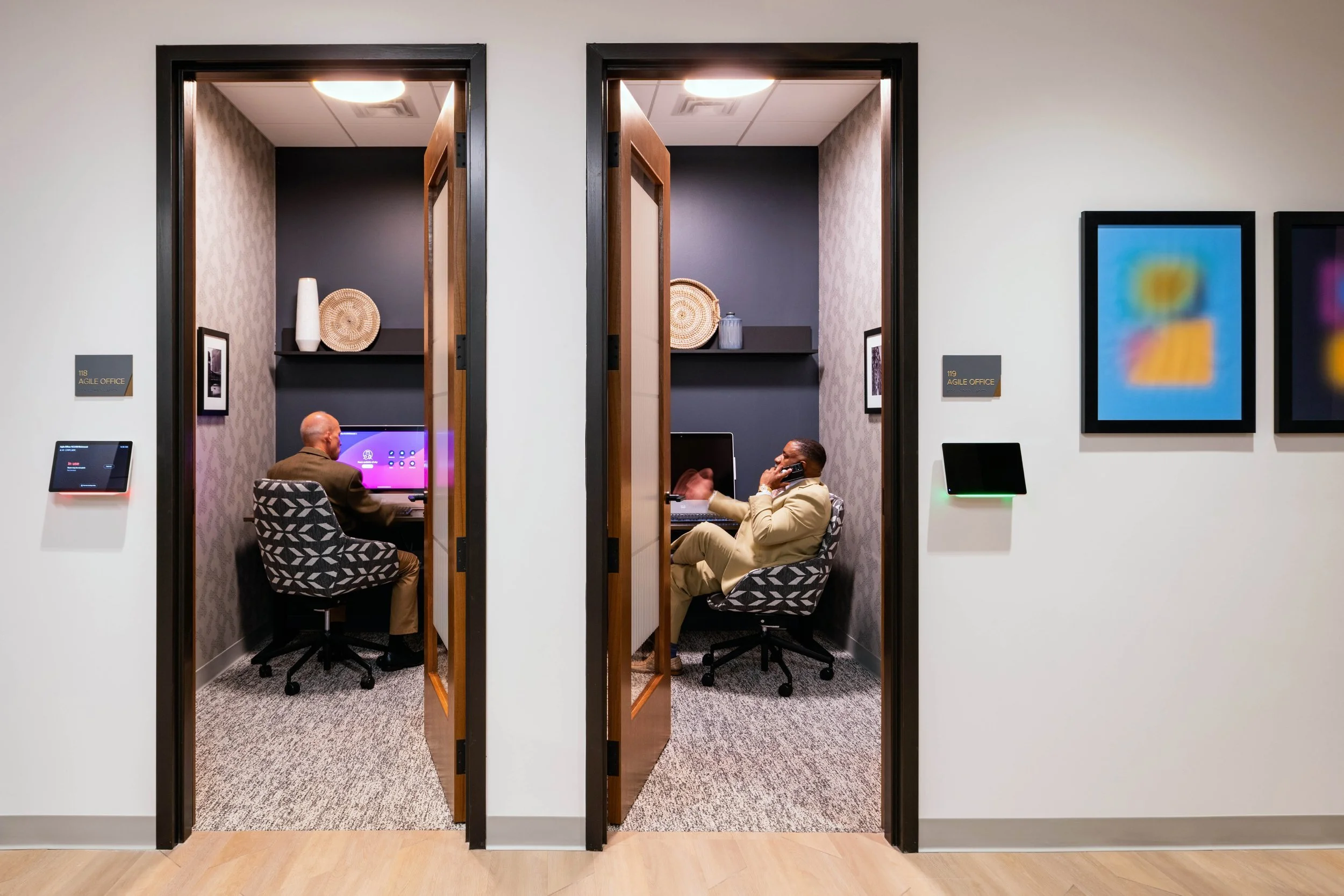 Richmond architecture and interior design firm SMBW's design for an Investment Bank firm.