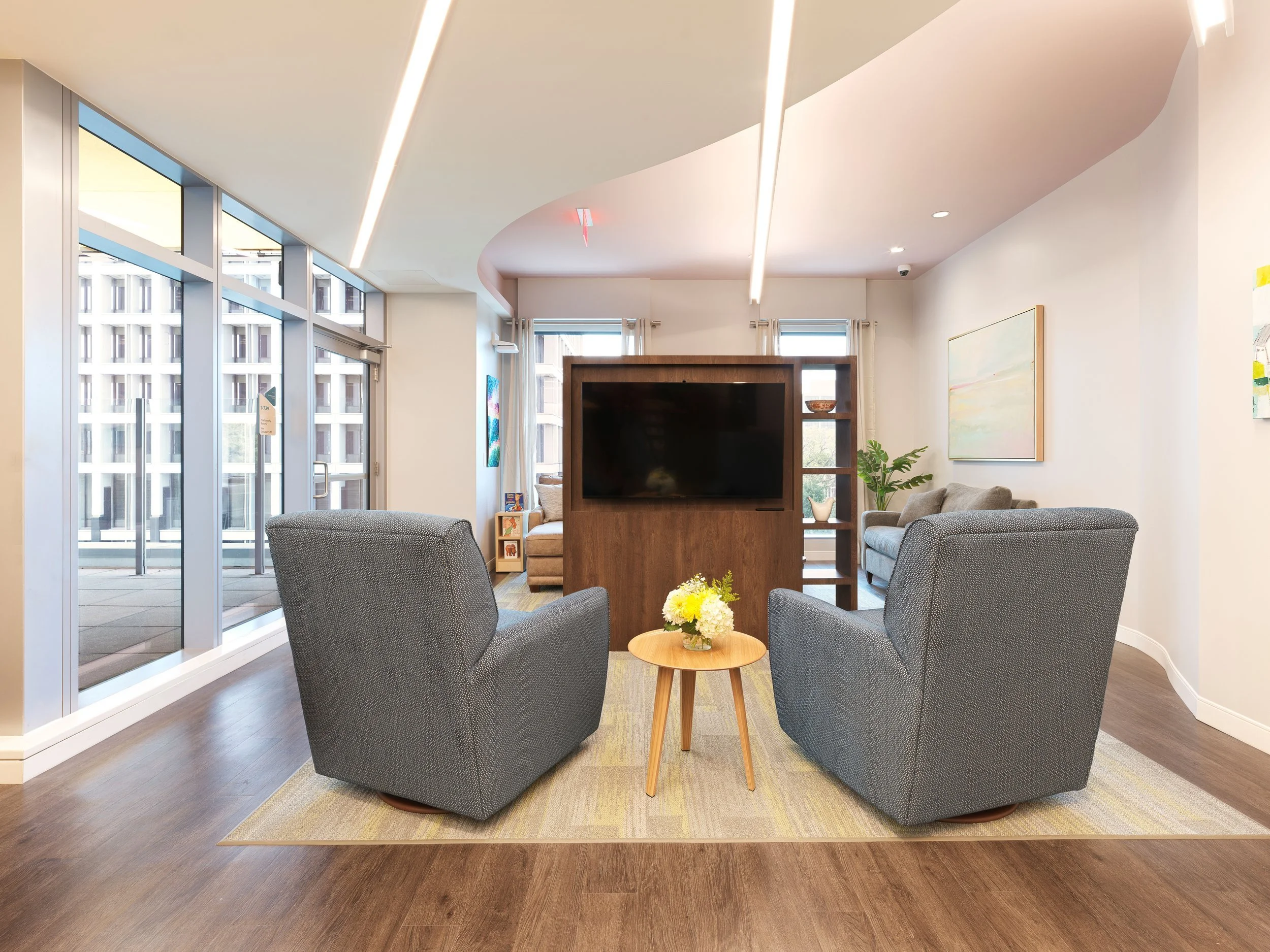 Richmond architecture and interior design firm SMBW's design for Ronald McDonald House Charities of Richmond's In-Hospital Suite