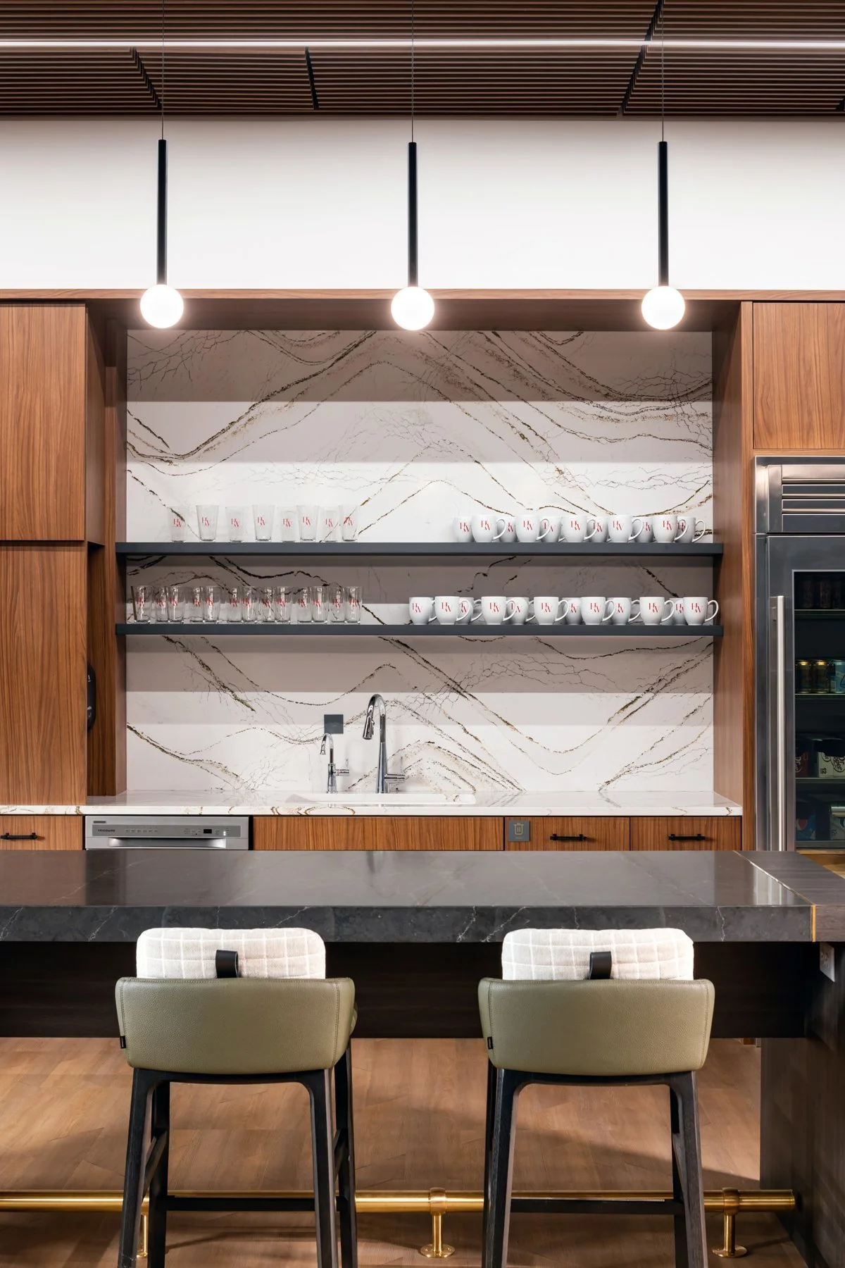 Richmond architecture and interior design firm SMBW's design for an Investment Bank firm.