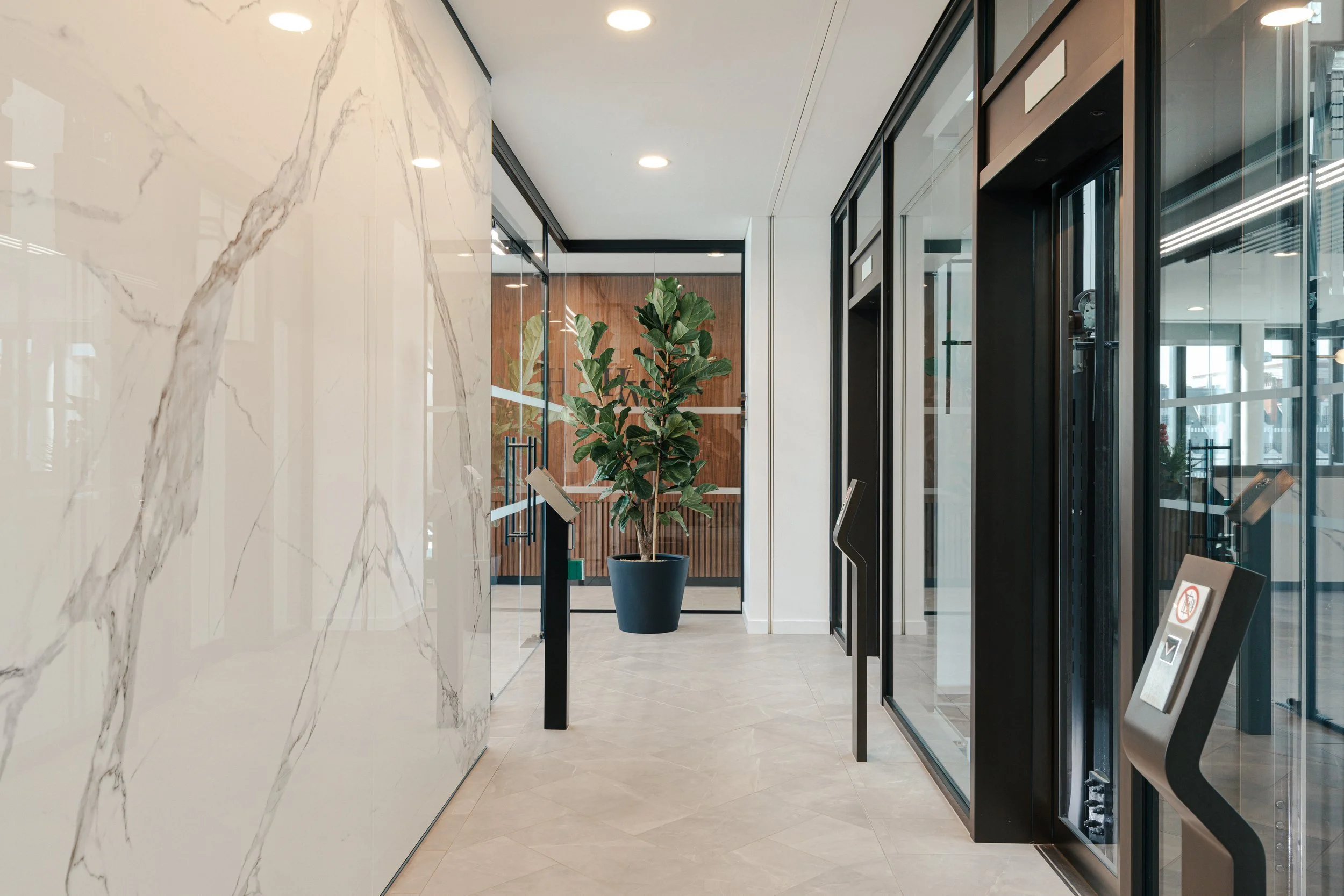 Richmond architecture and interior design firm SMBW's design for a London Investment Bank office.