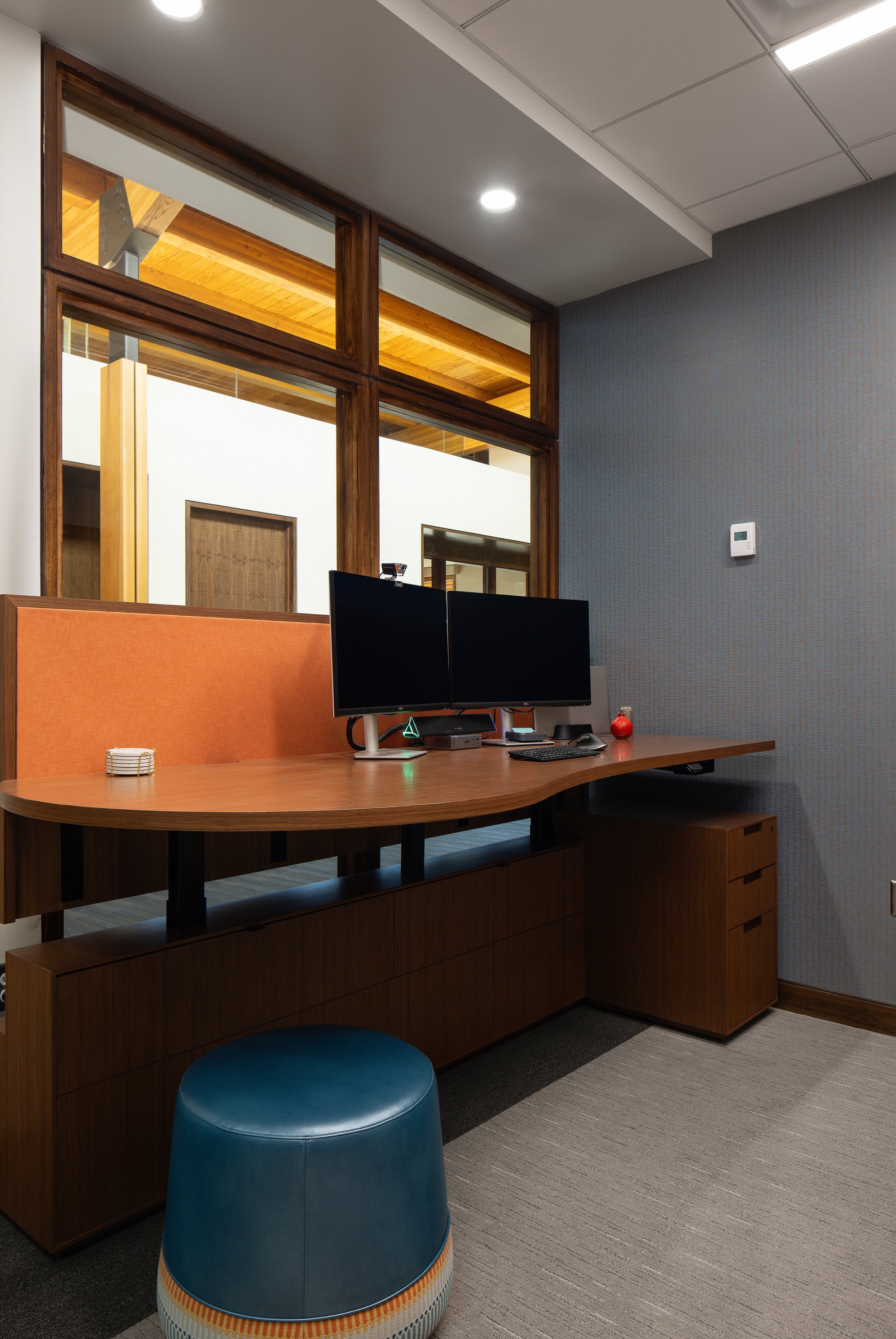 Luck_Stone_Executive_Offices_4.15.2025-1011.jpg