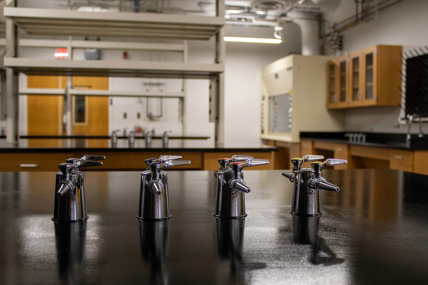 UF_CLB_Lab_Valves.jpg