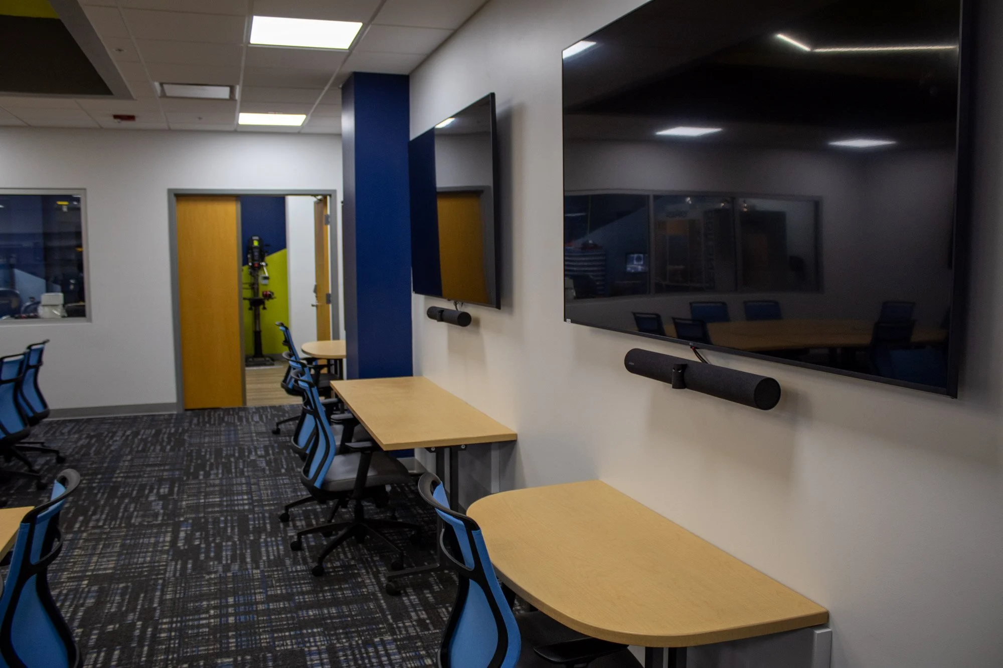 UF_IPPD_Classroom_Monitors.jpg
