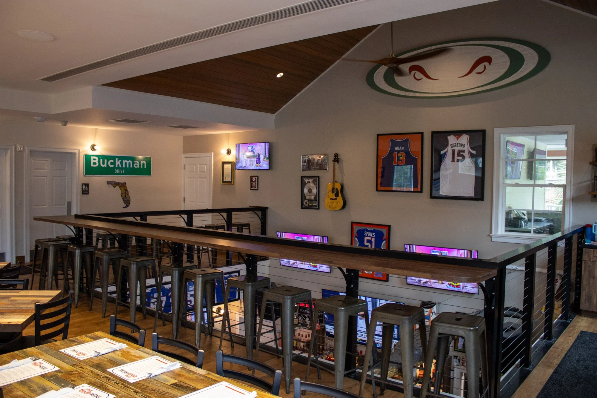 The_Swamp_Restaurant_Bar.jpg