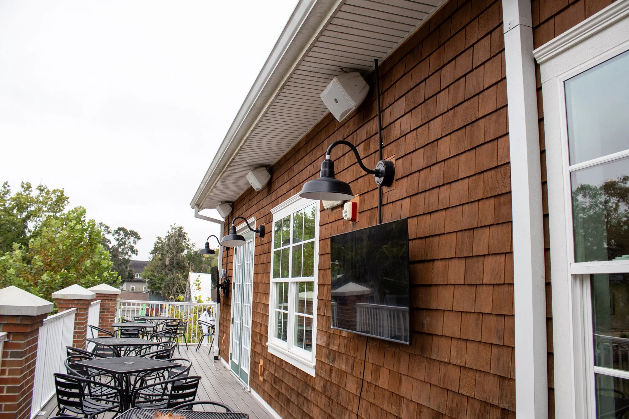 The_Swamp_Restaurant_Outdoor_AV_2.jpg
