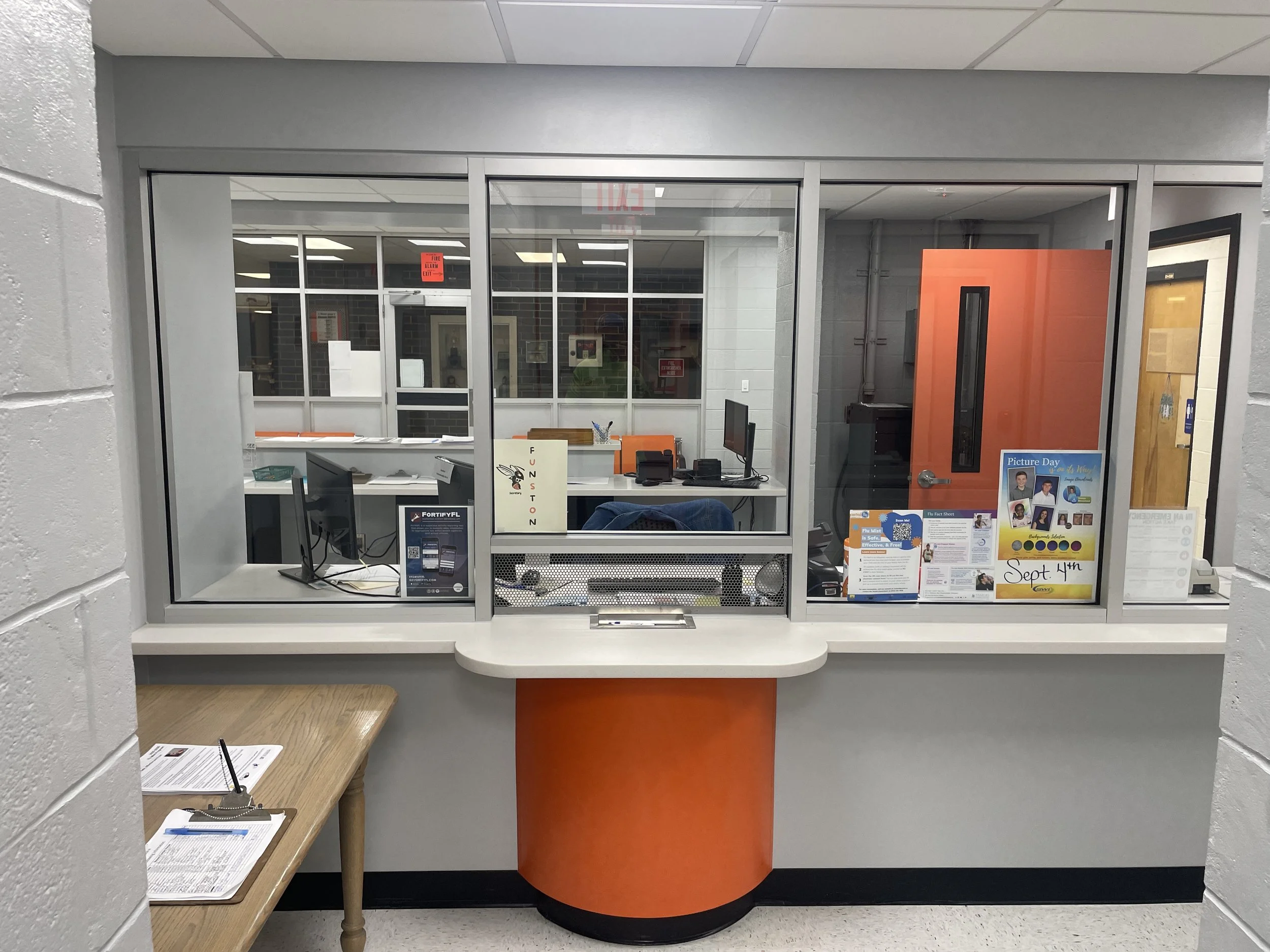 North Corridor facing Secretary (2).jpeg