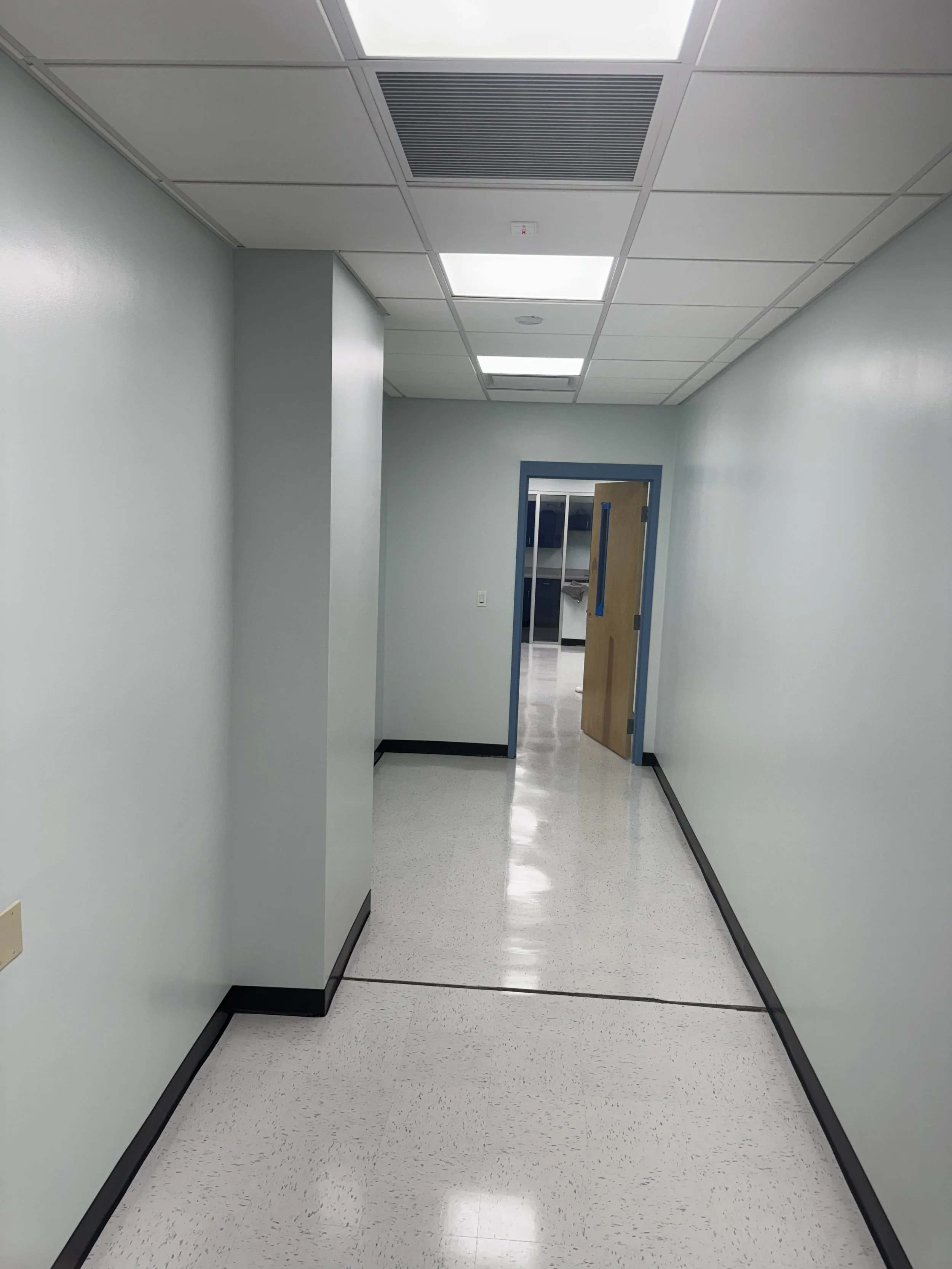 LHS_Corridor.jpg