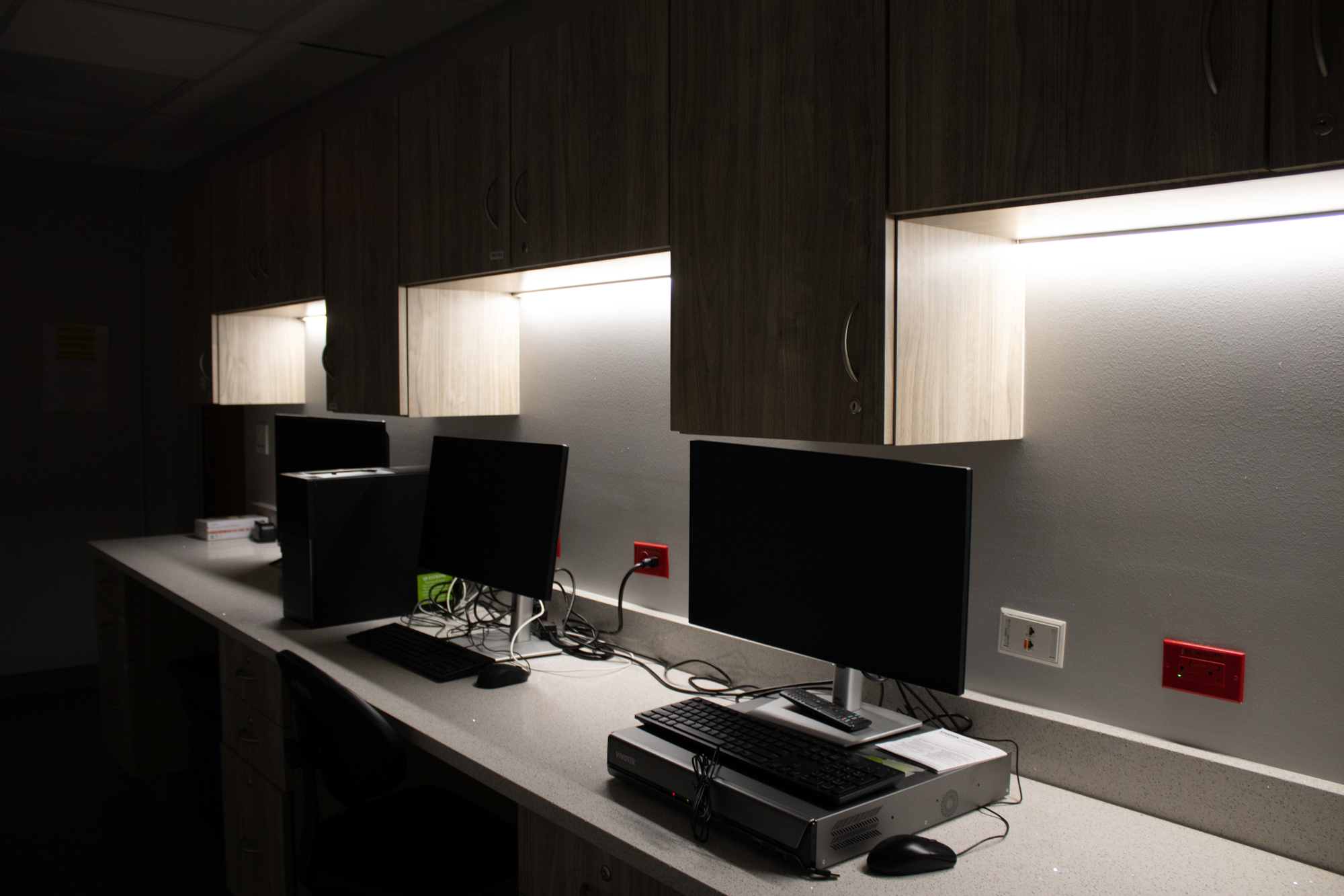 Cabinet_Lights_UF_Dental_Science_Building_Lab.png