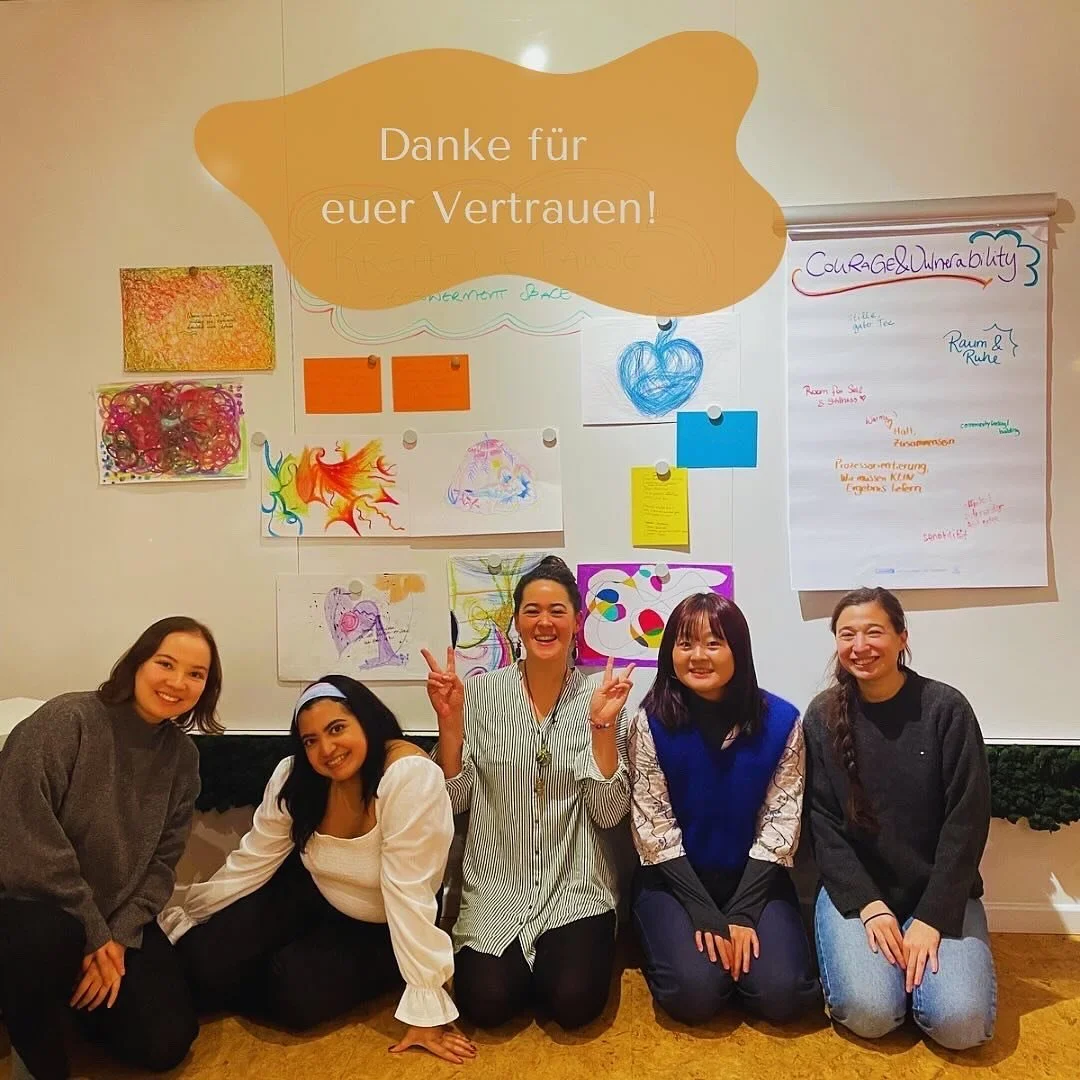 🎨 Kreativer Empowerment Space am 09.12.2023

Danke an alle, die da waren und danke @lifelab.world for sharing your space with us 💜! 
.
.
.
#empowerment #empowermentk&ouml;ln #community #kreativit&auml;tverbindet #selbsterm&auml;chtigung #emotionale