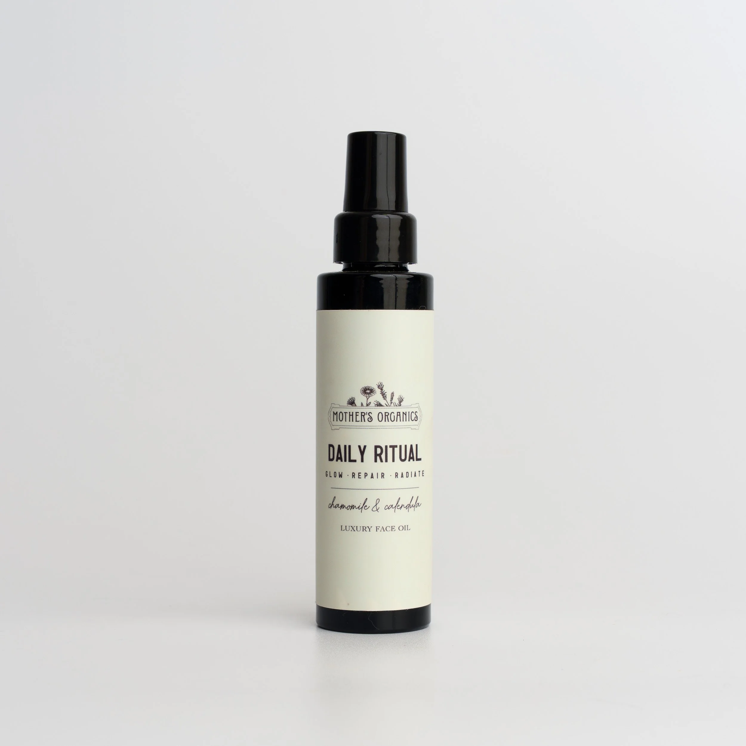 mothers-organics-daily-ritual-face-oil-hero-01.jpg
